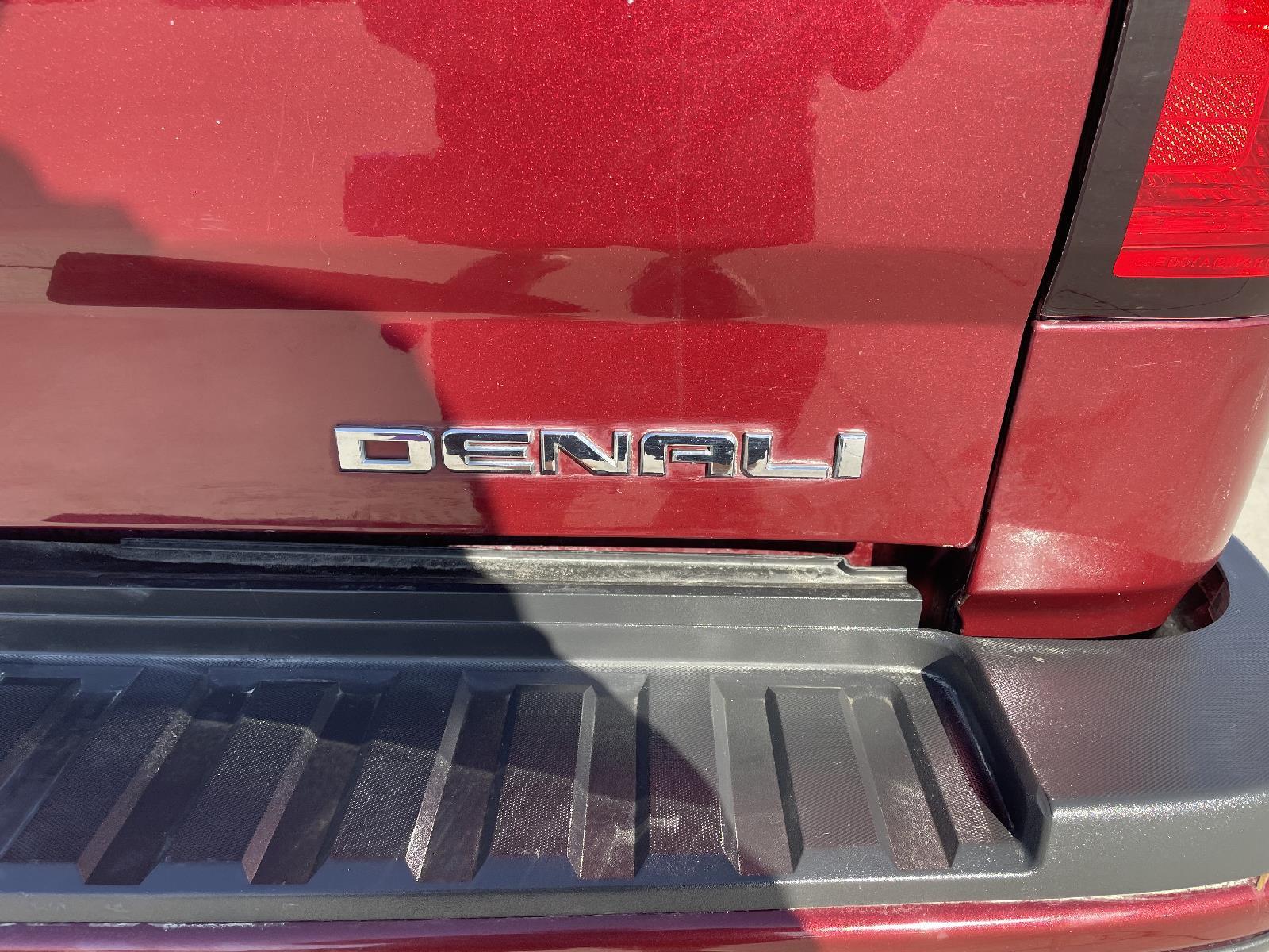 Used 2015 GMC Sierra 2500HD Denali Crew Cab Truck for sale in Lincoln NE