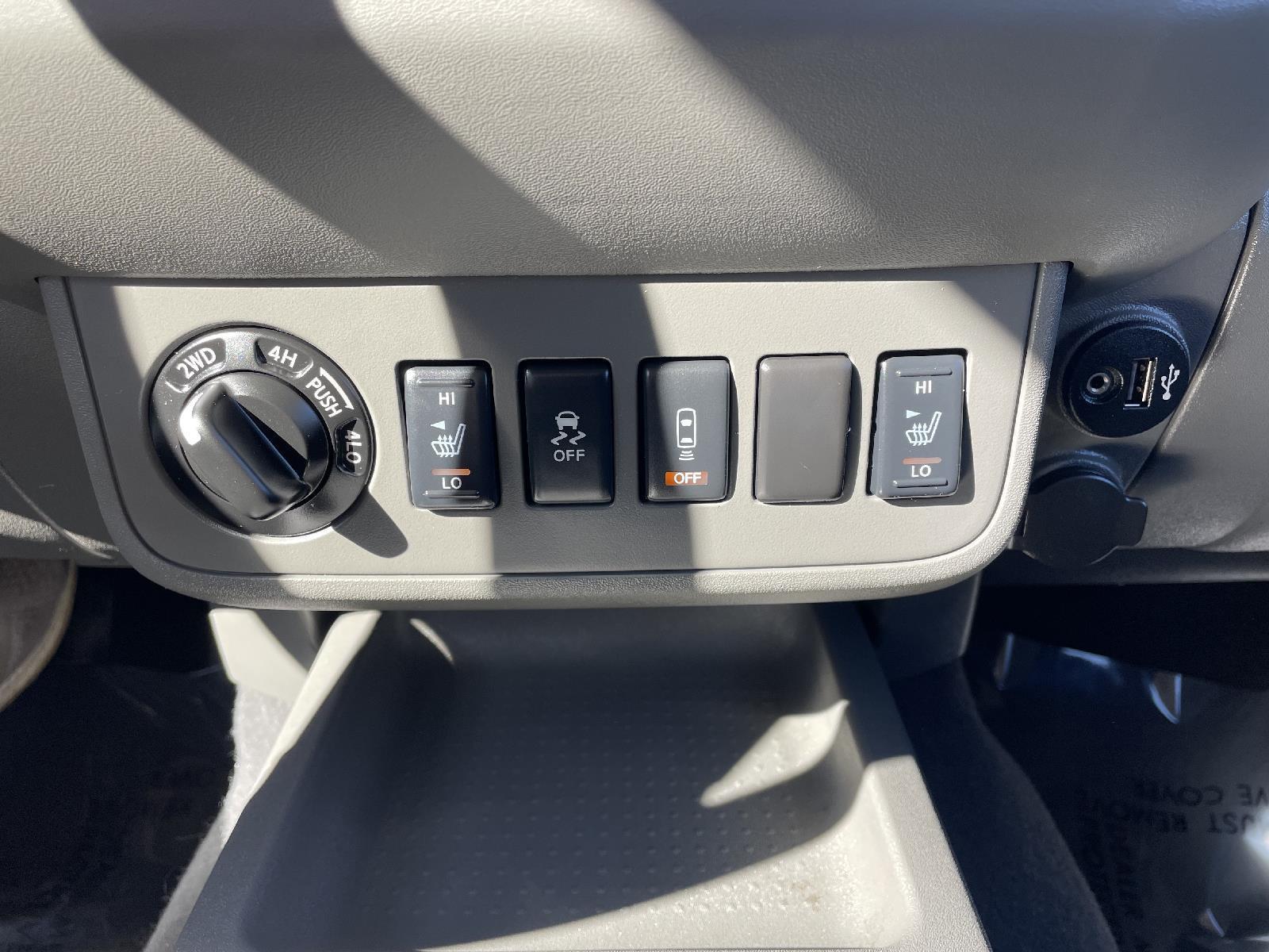 Used 2019 Nissan Frontier SV Crew Cab Truck for sale in Lincoln NE
