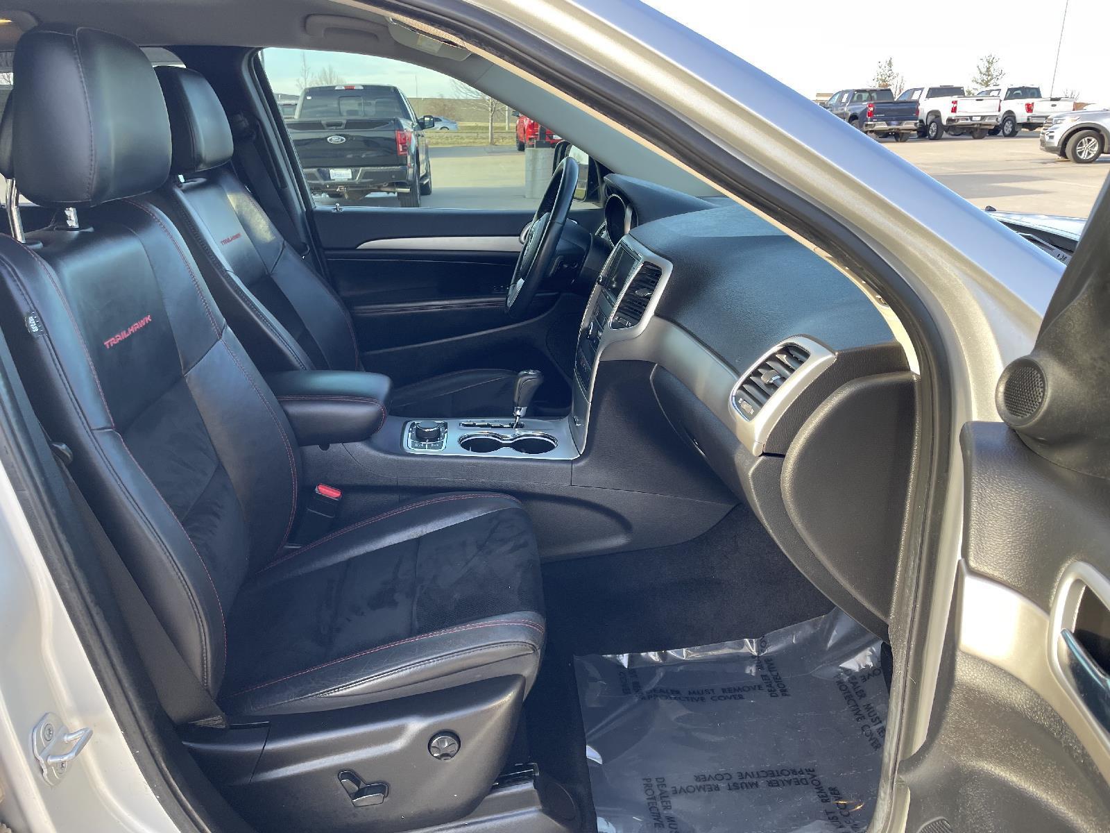 Used 2013 Jeep Grand Cherokee Laredo Trailhawk SUV for sale in Lincoln NE
