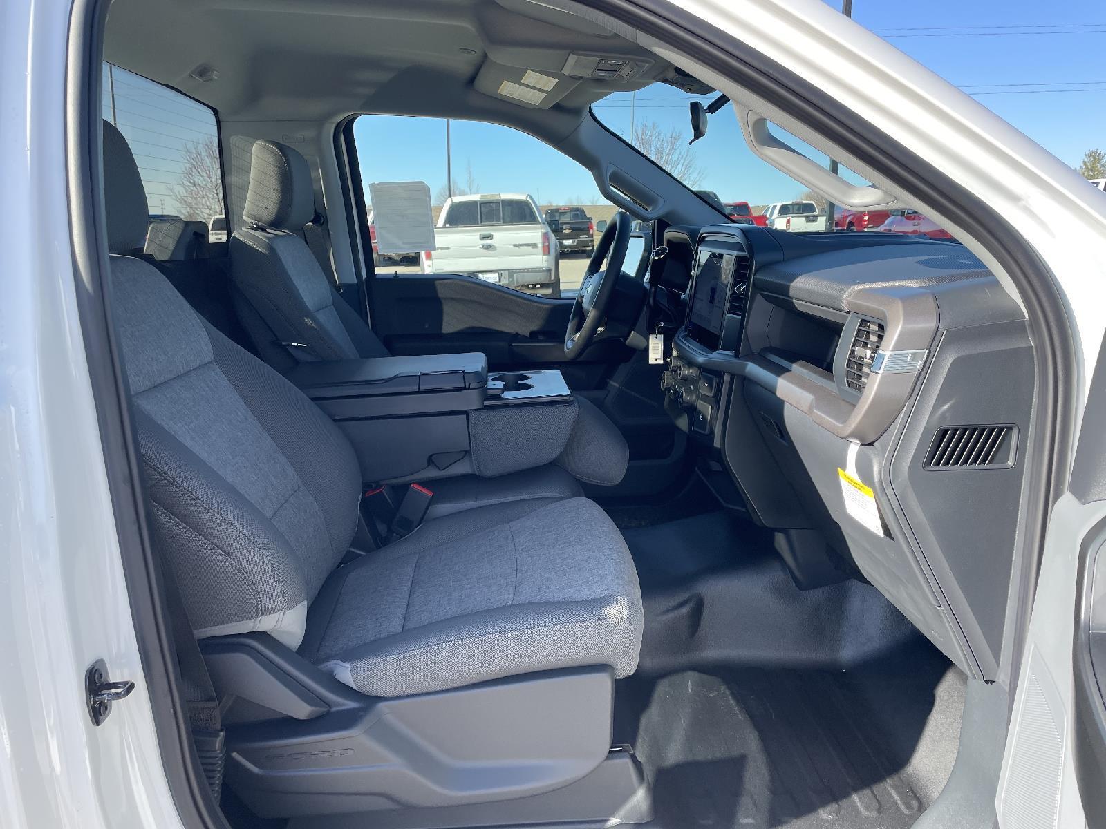 New 2025 Ford F-150 XL Regular Cab Truck for sale in Lincoln NE