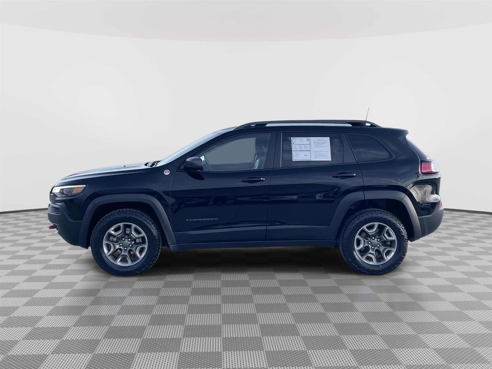 Used 2019 Jeep Cherokee Trailhawk SUV for sale in Lincoln NE
