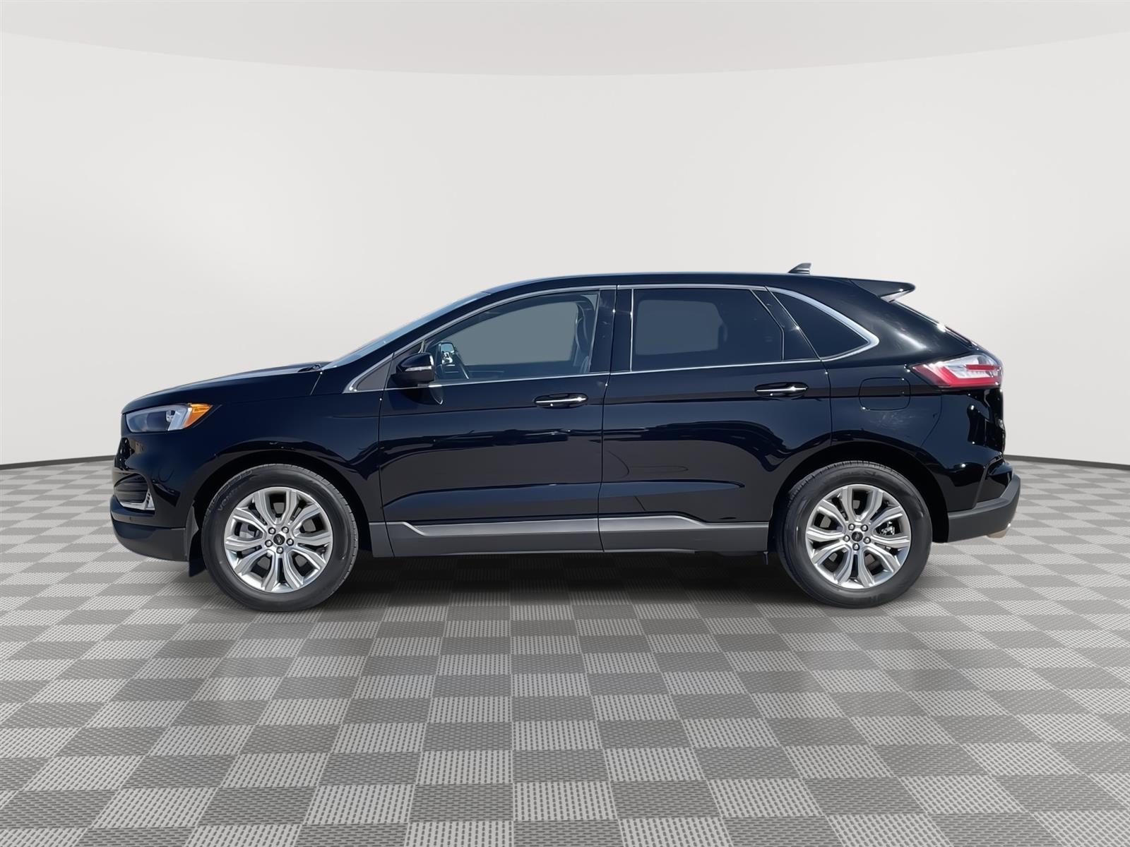 Used 2024 Ford Edge Titanium SUV for sale in Lincoln NE
