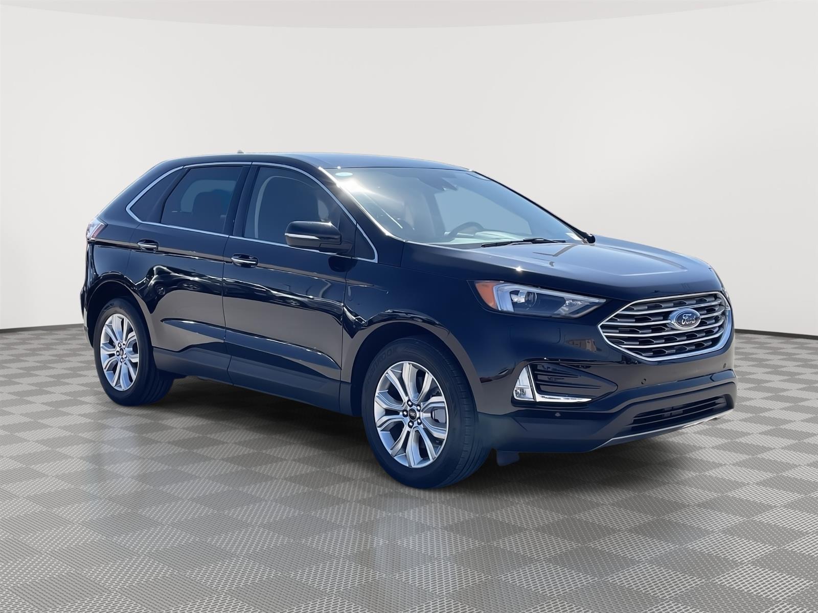 Used 2024 Ford Edge Titanium SUV for sale in Lincoln NE