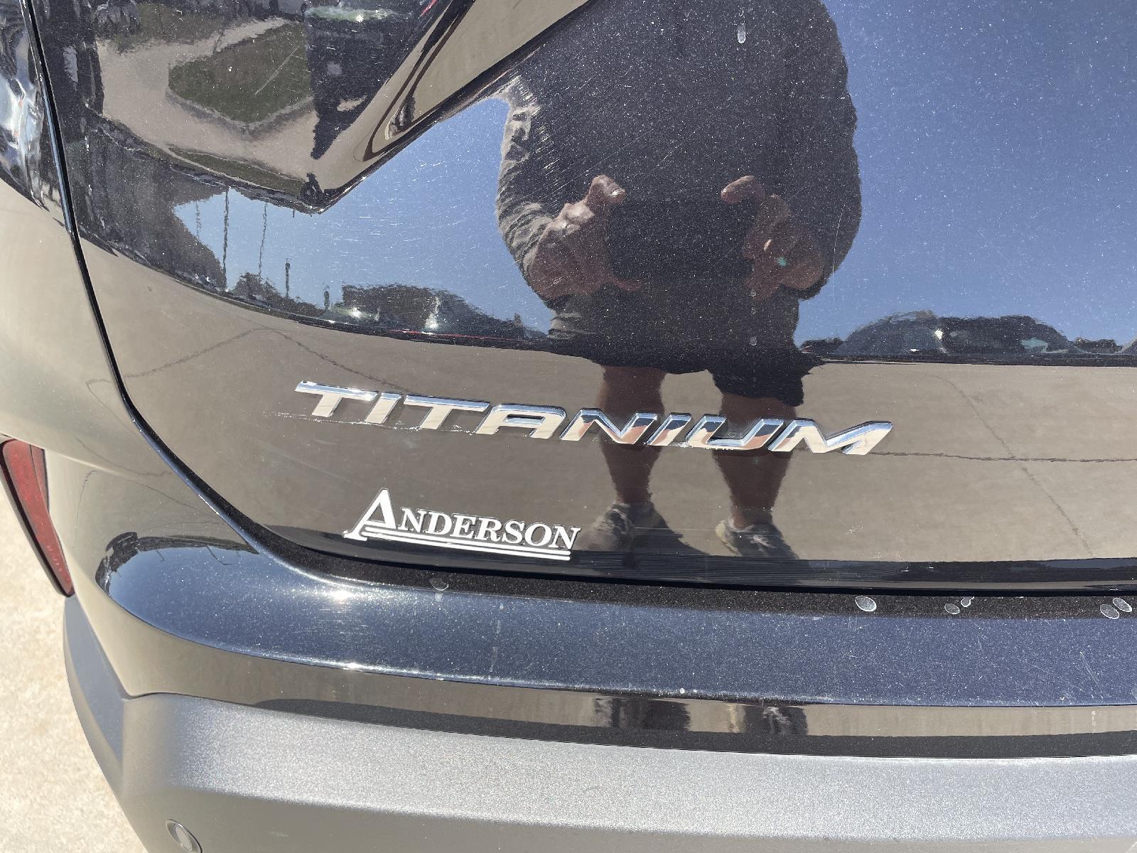 Used 2024 Ford Edge Titanium SUV for sale in Lincoln NE