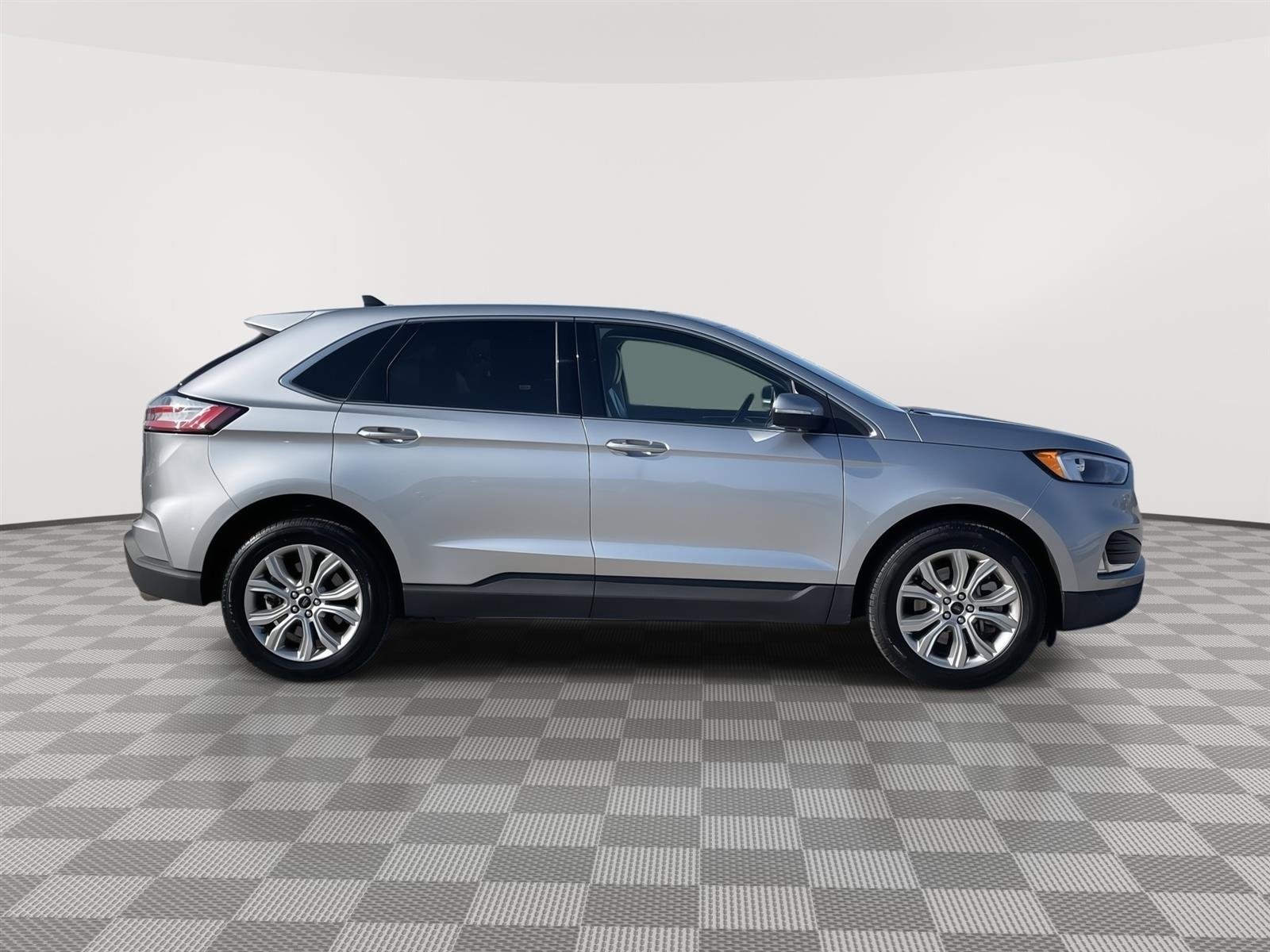 Used 2023 Ford Edge Titanium SUV for sale in Lincoln NE