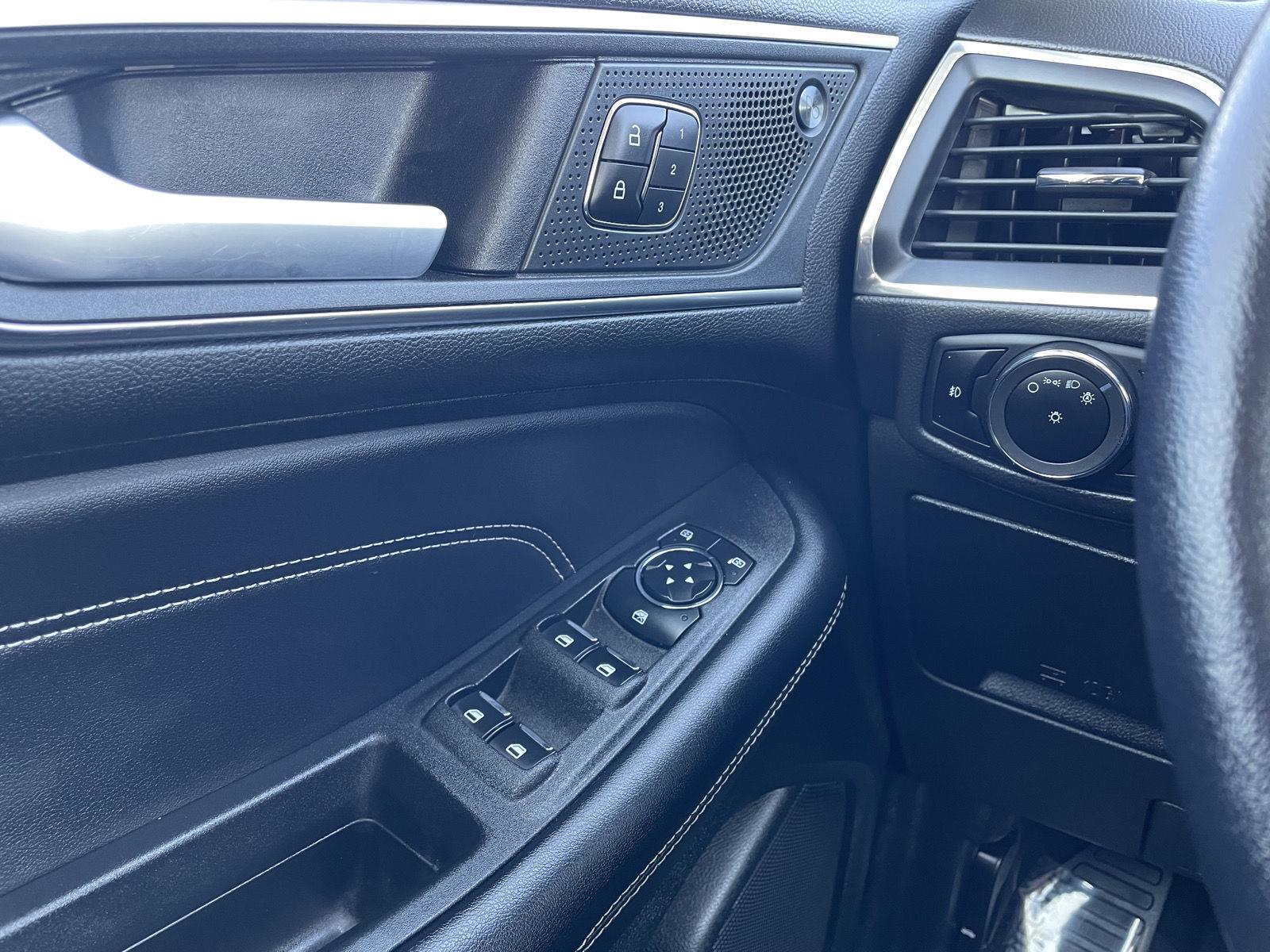 Used 2023 Ford Edge Titanium SUV for sale in Lincoln NE