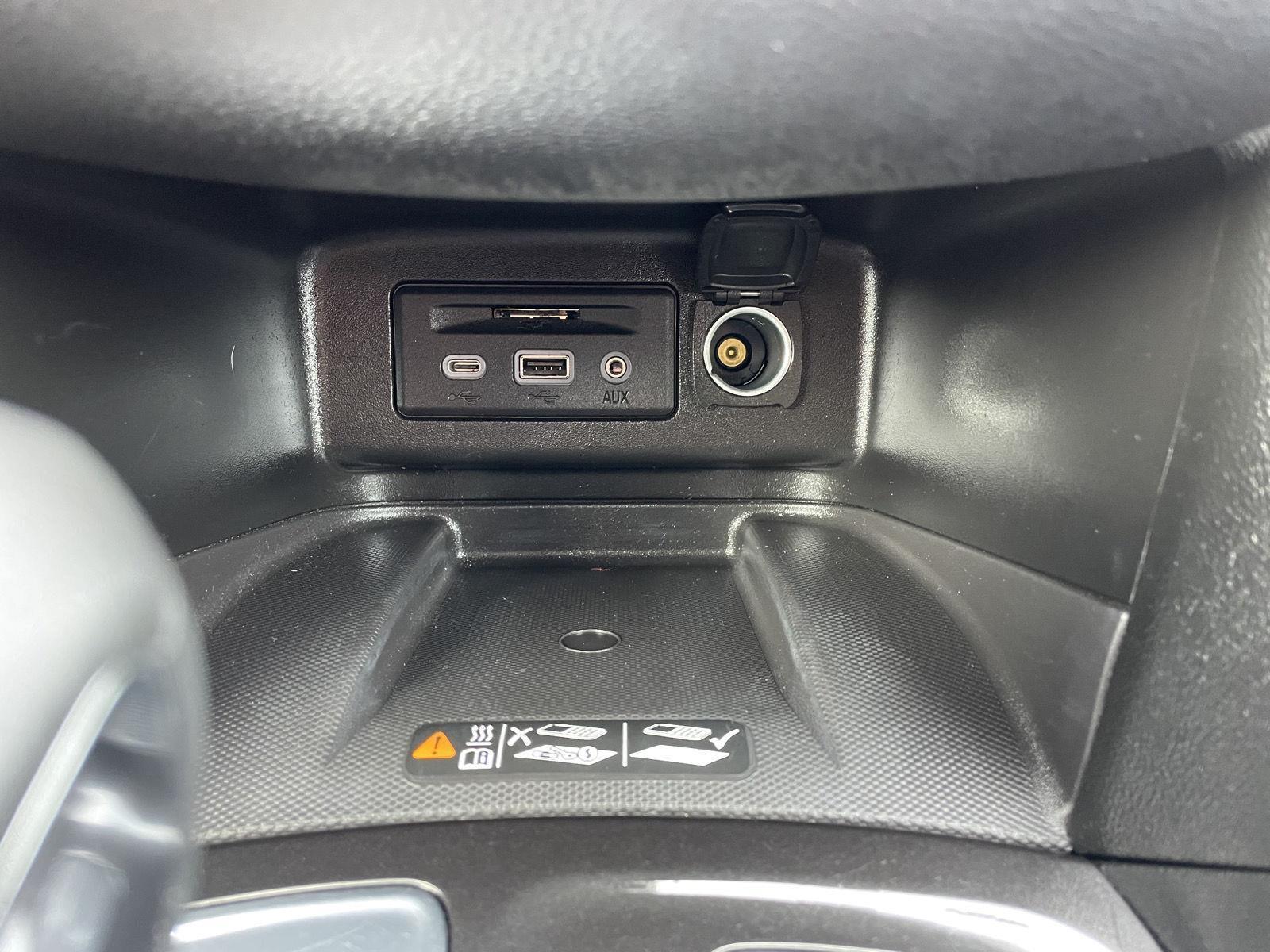 Used 2022 Chevrolet Equinox Premier SUV for sale in Lincoln NE