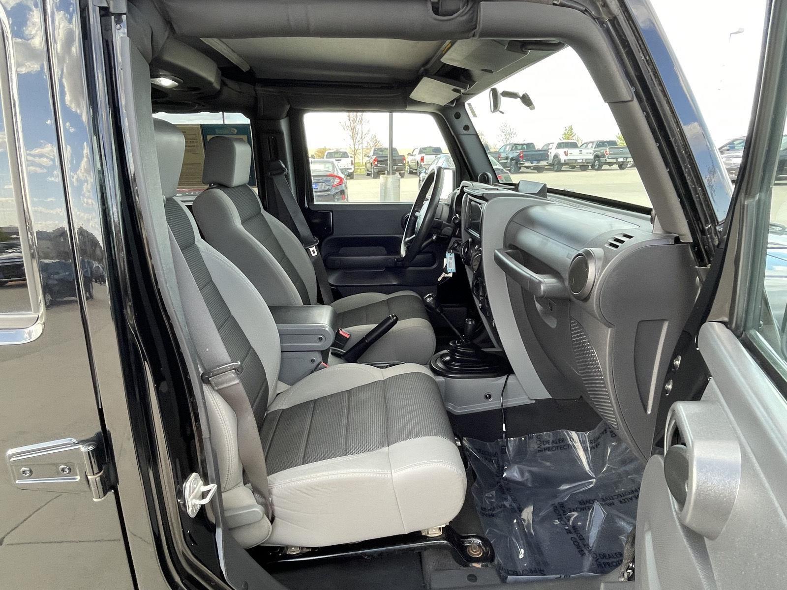 Used 2007 Jeep Wrangler Unlimited X 4 door for sale in Lincoln NE