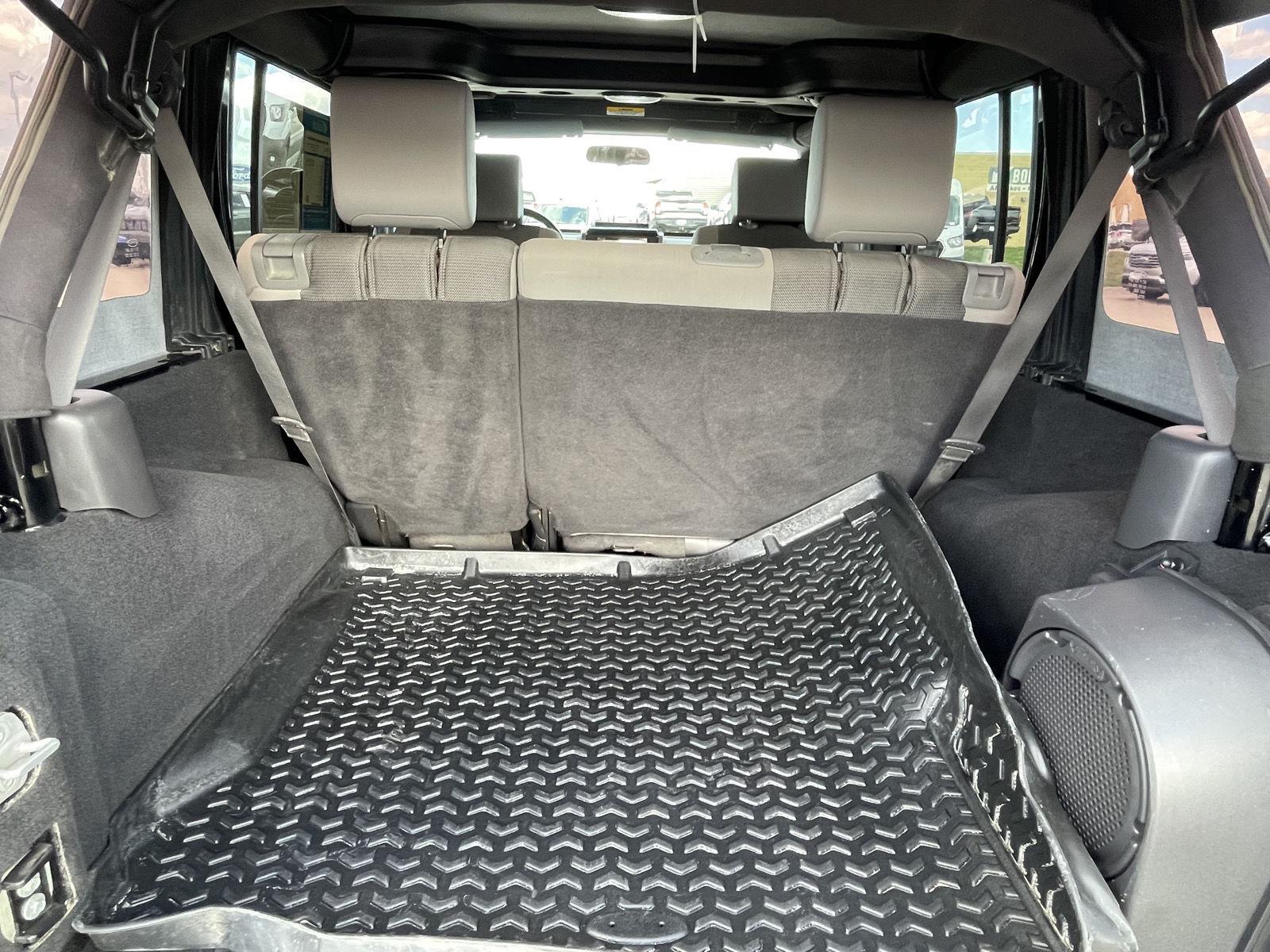 Used 2007 Jeep Wrangler Unlimited X 4 door for sale in Lincoln NE