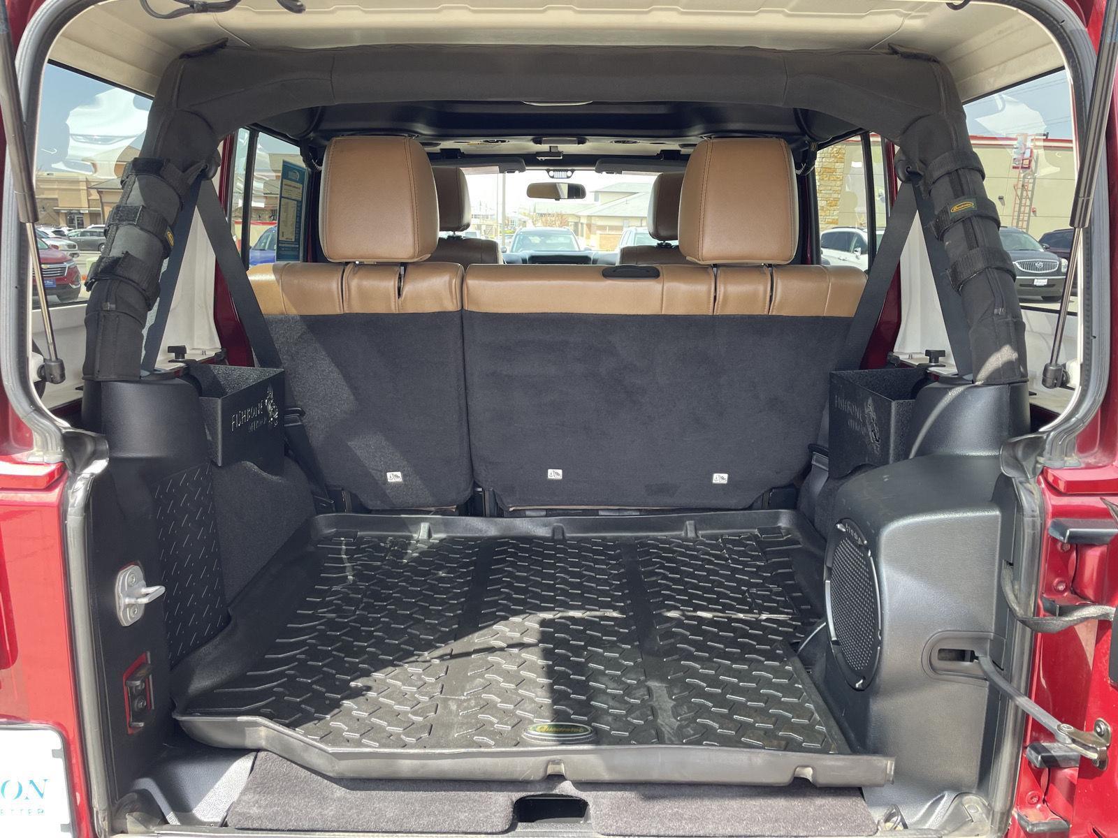 Used 2012 Jeep Wrangler Unlimited Sahara 4 door for sale in Lincoln NE