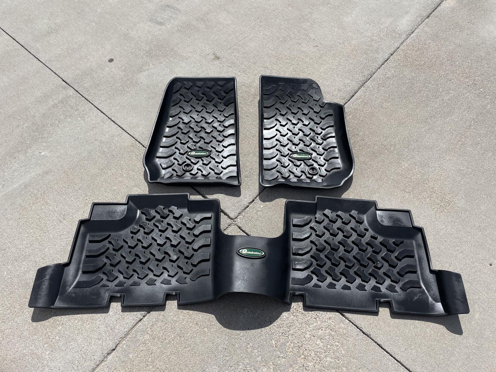 Used 2012 Jeep Wrangler Unlimited Sahara 4 door for sale in Lincoln NE