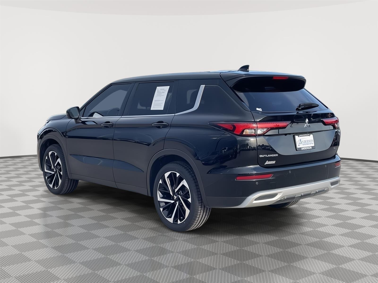 Used 2022 Mitsubishi Outlander SE SUV for sale in Lincoln NE