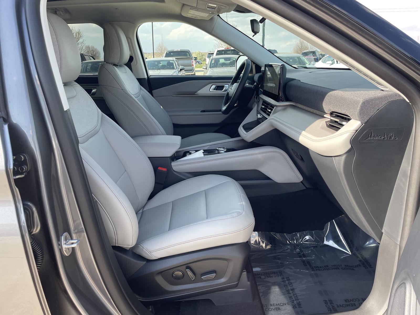 New 2025 Ford Explorer Active SUV for sale in Lincoln NE