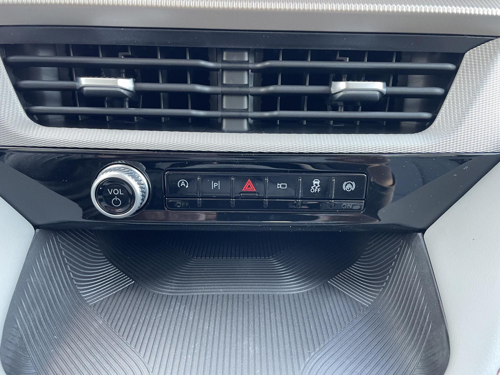 New 2025 Ford Explorer Active SUV for sale in Lincoln NE