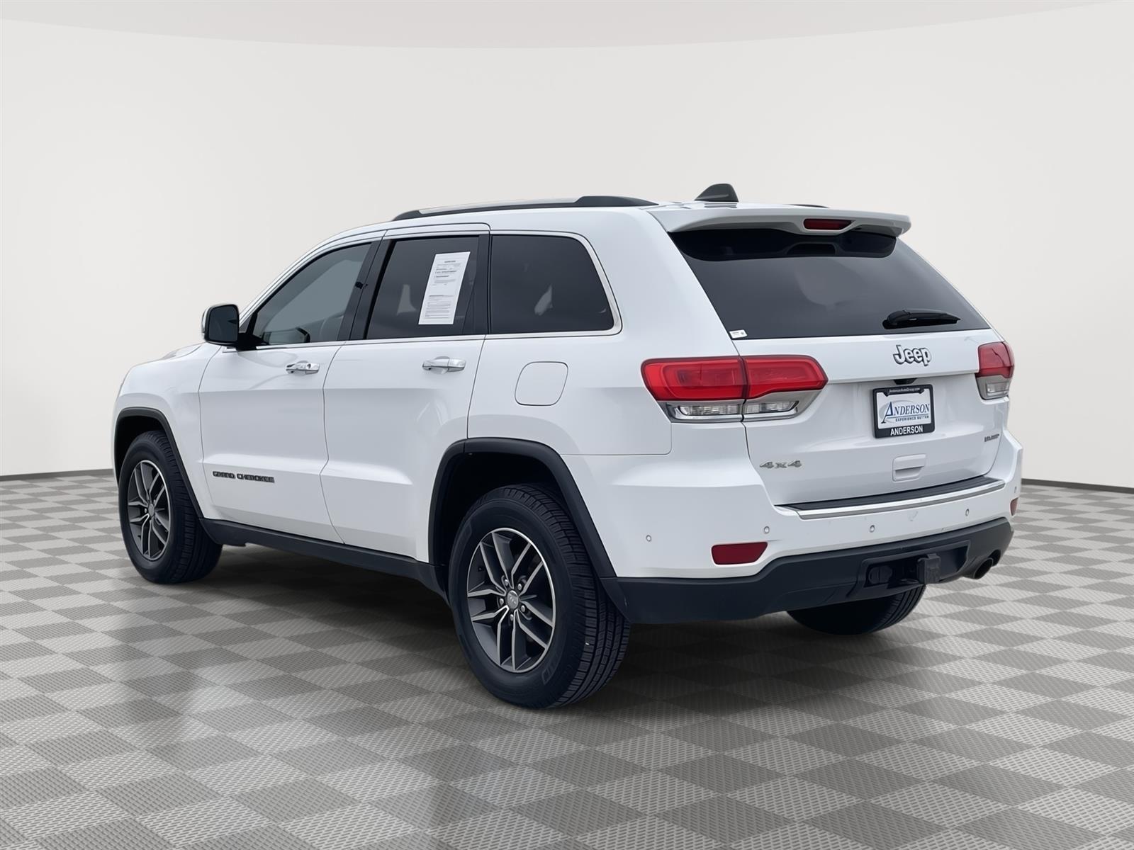 Used 2018 Jeep Grand Cherokee Limited SUV for sale in Lincoln NE