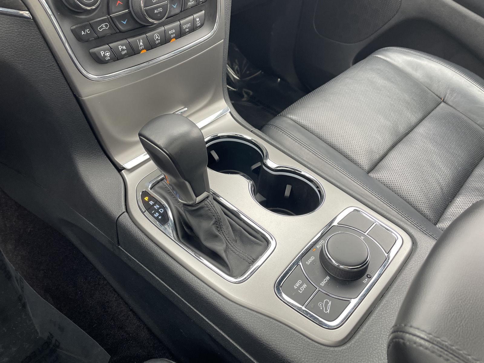 Used 2018 Jeep Grand Cherokee Limited SUV for sale in Lincoln NE