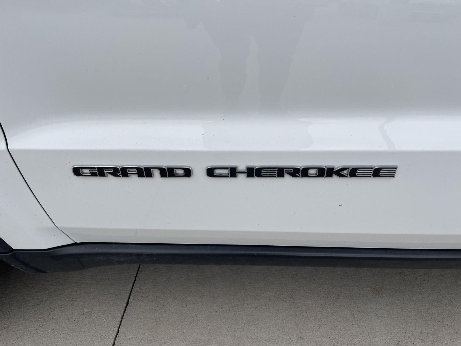 Used 2018 Jeep Grand Cherokee Limited SUV for sale in Lincoln NE