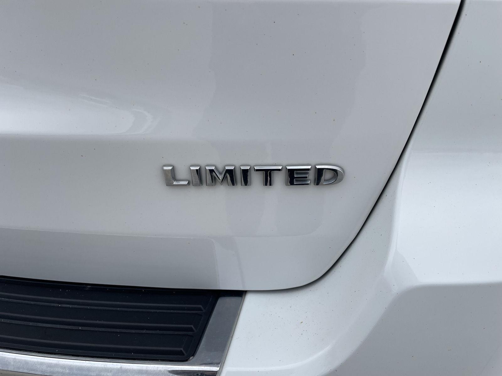 Used 2018 Jeep Grand Cherokee Limited SUV for sale in Lincoln NE