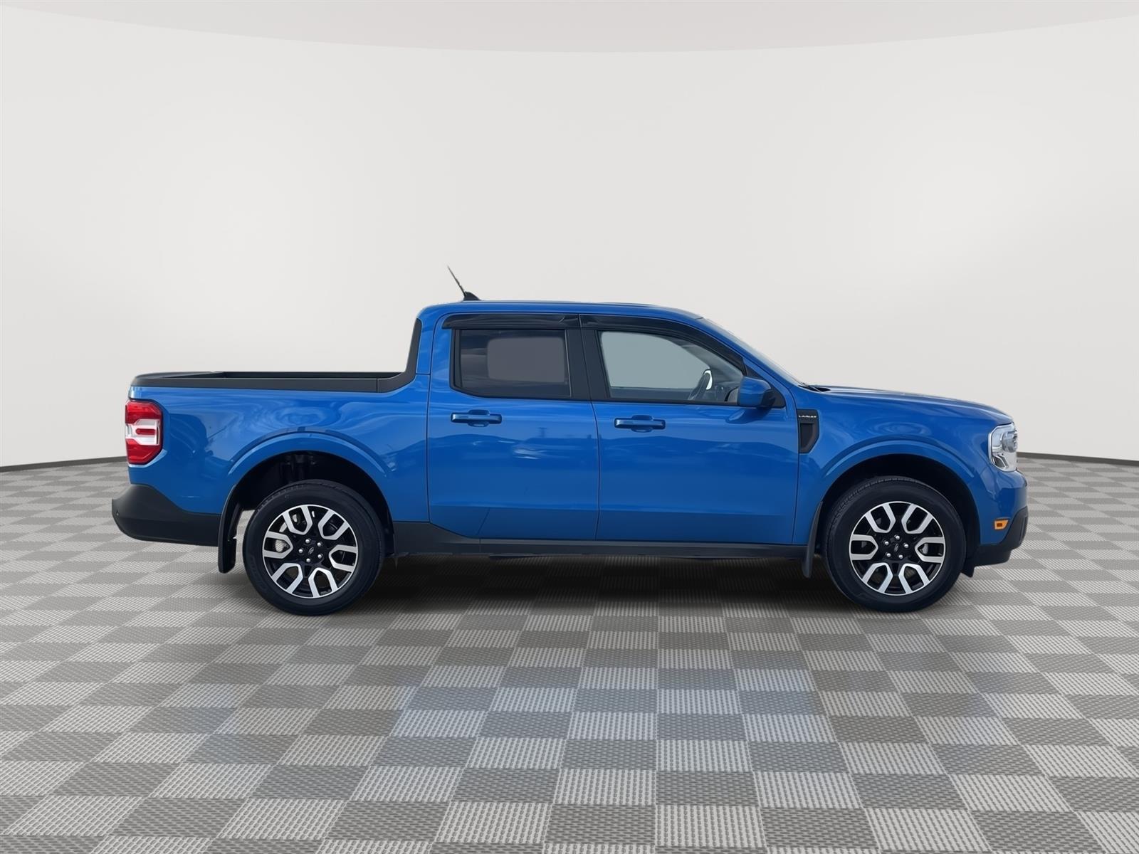 Used 2022 Ford Maverick Lariat Crew Cab Truck for sale in Lincoln NE