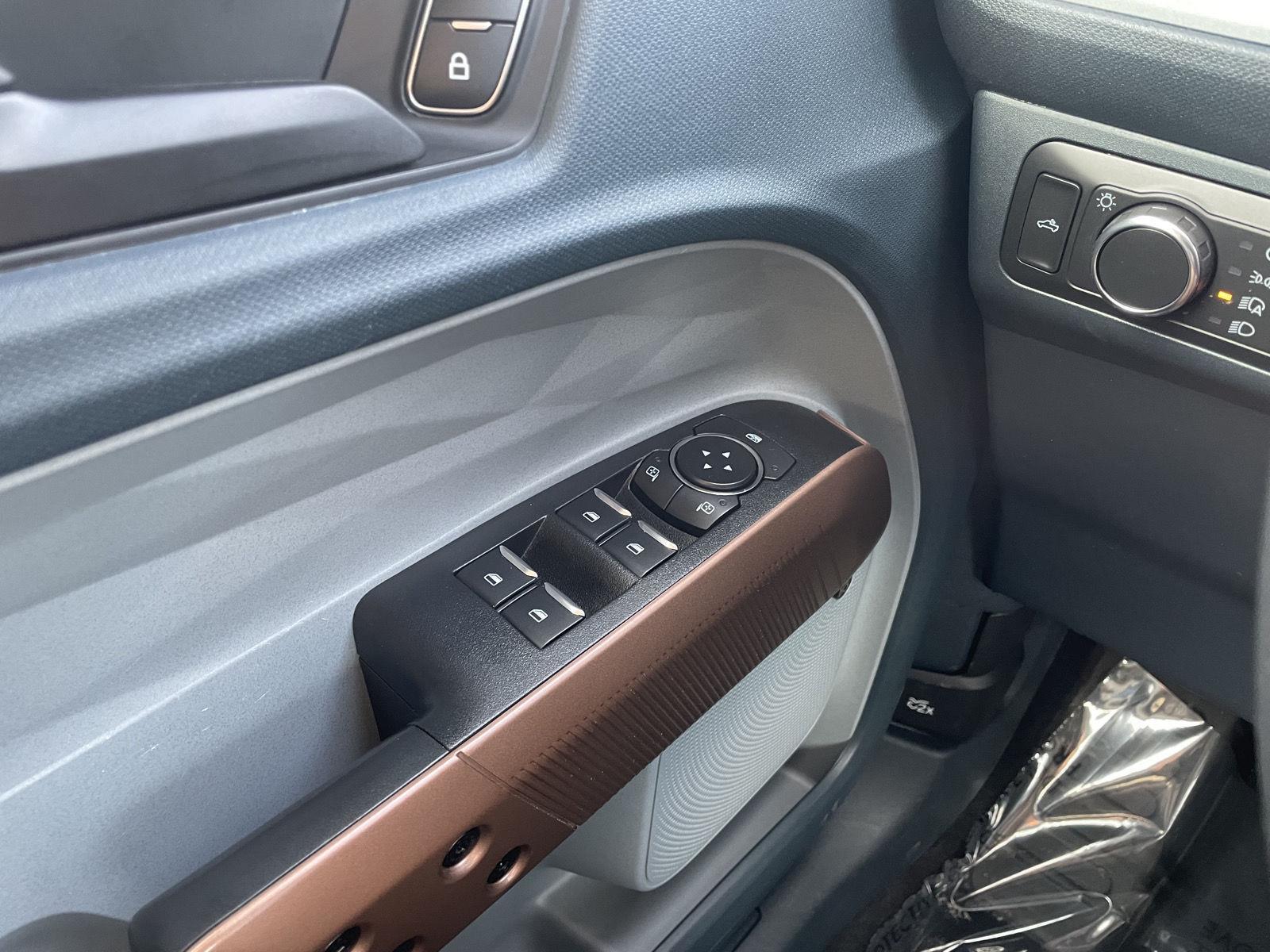 Used 2022 Ford Maverick Lariat Crew Cab Truck for sale in Lincoln NE