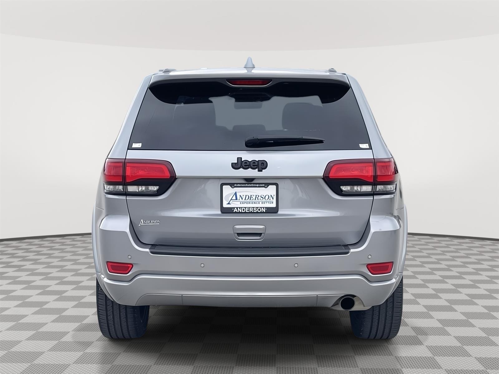 Used 2021 Jeep Grand Cherokee Laredo X SUV for sale in Lincoln NE