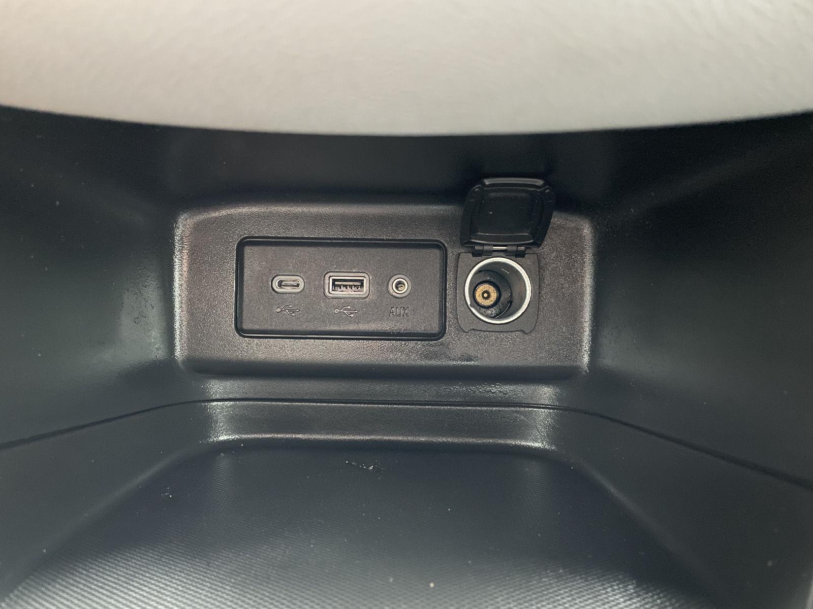 Used 2021 Chevrolet Equinox LS SUV for sale in Lincoln NE
