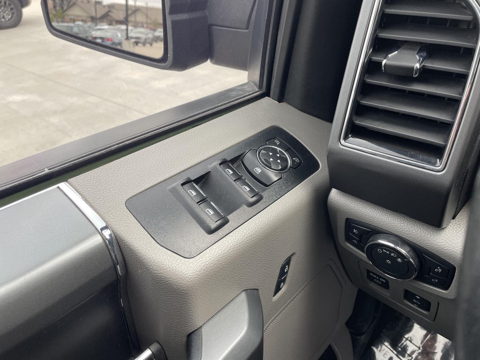 Used 2018 Ford F-150 XLT Crew Cab Truck for sale in Lincoln NE