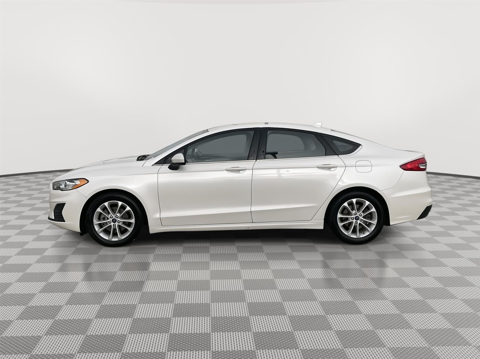 Used 2020 Ford Fusion SE Sedan for sale in Lincoln NE
