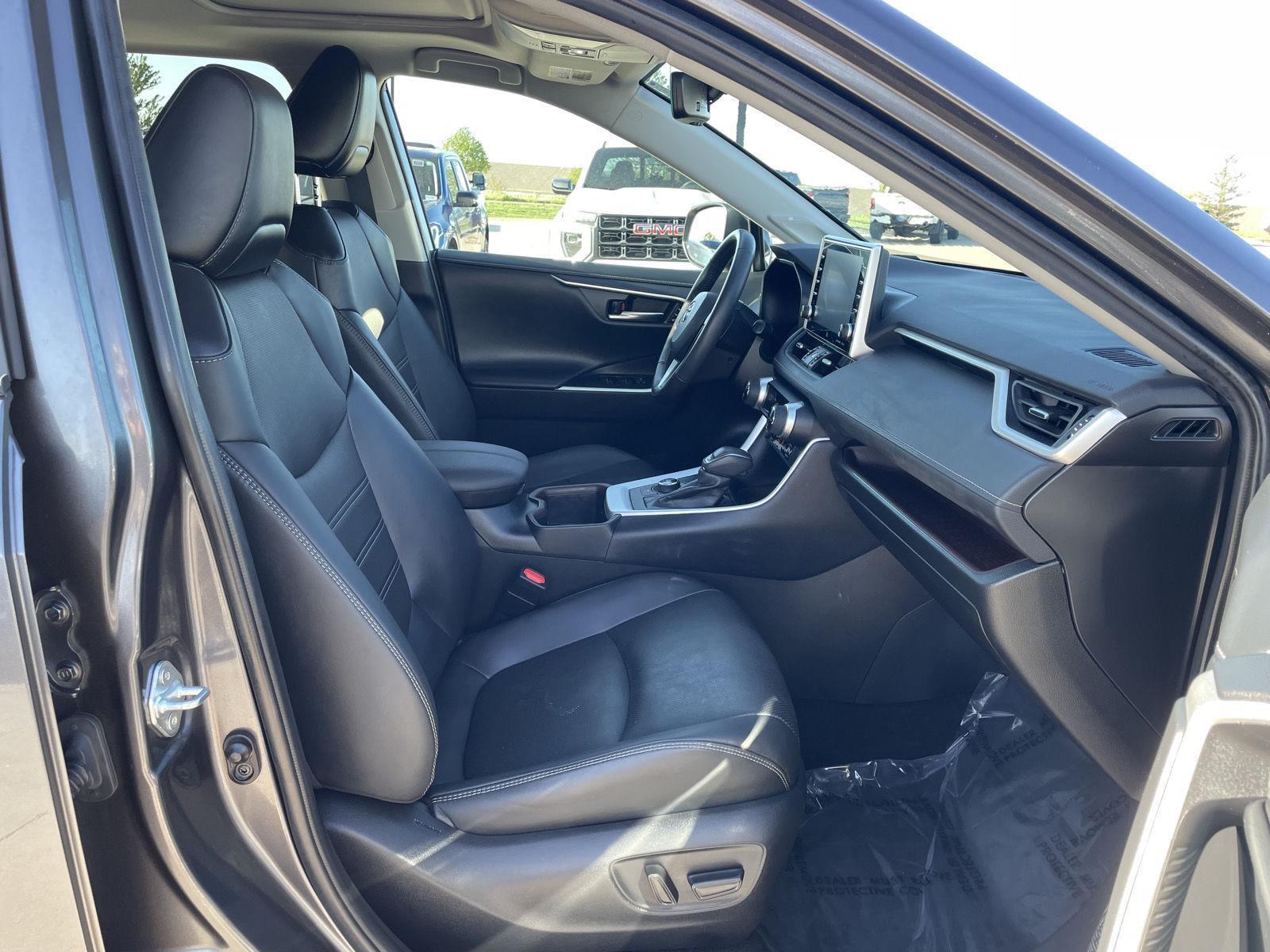 Used 2022 Toyota RAV4 Hybrid Limited SUV for sale in Lincoln NE