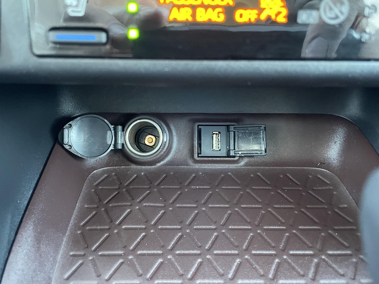 Used 2022 Toyota RAV4 Hybrid Limited SUV for sale in Lincoln NE