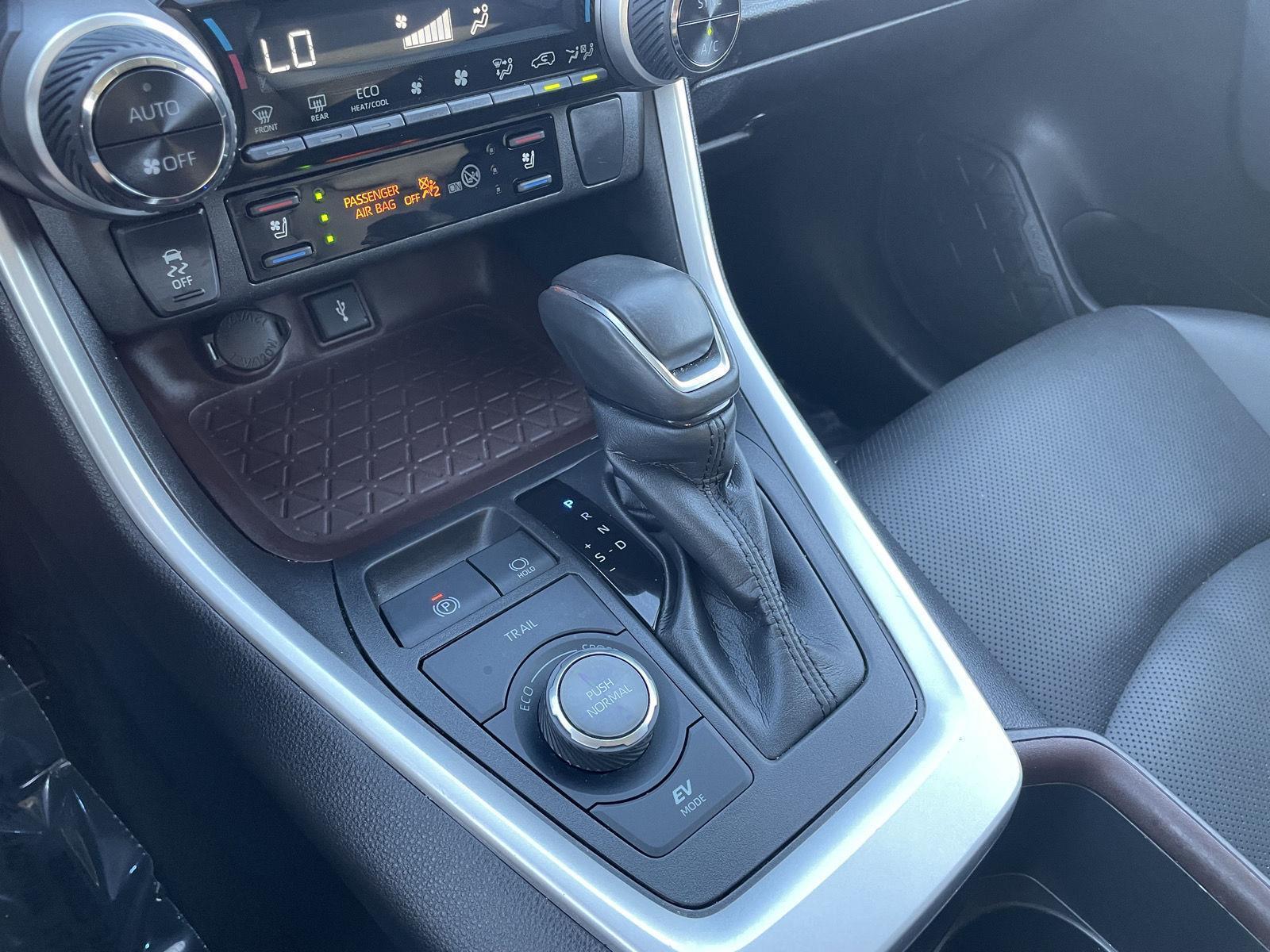 Used 2022 Toyota RAV4 Hybrid Limited SUV for sale in Lincoln NE