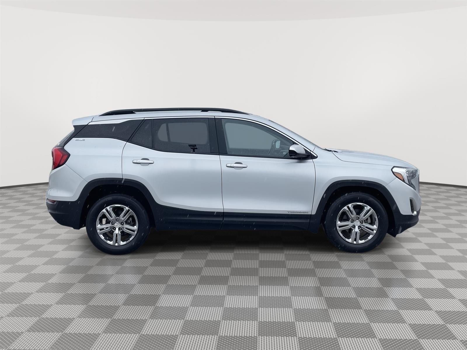Used 2021 GMC Terrain SLE SUV for sale in Lincoln NE