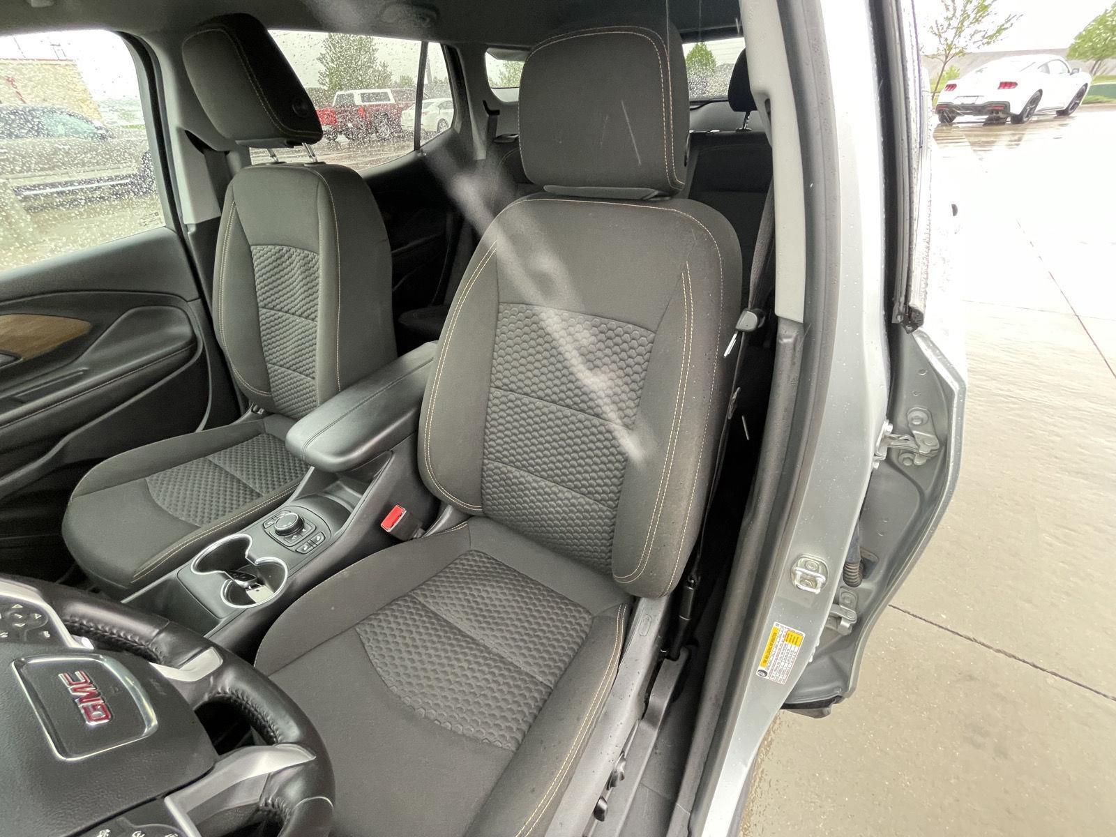 Used 2021 GMC Terrain SLE SUV for sale in Lincoln NE