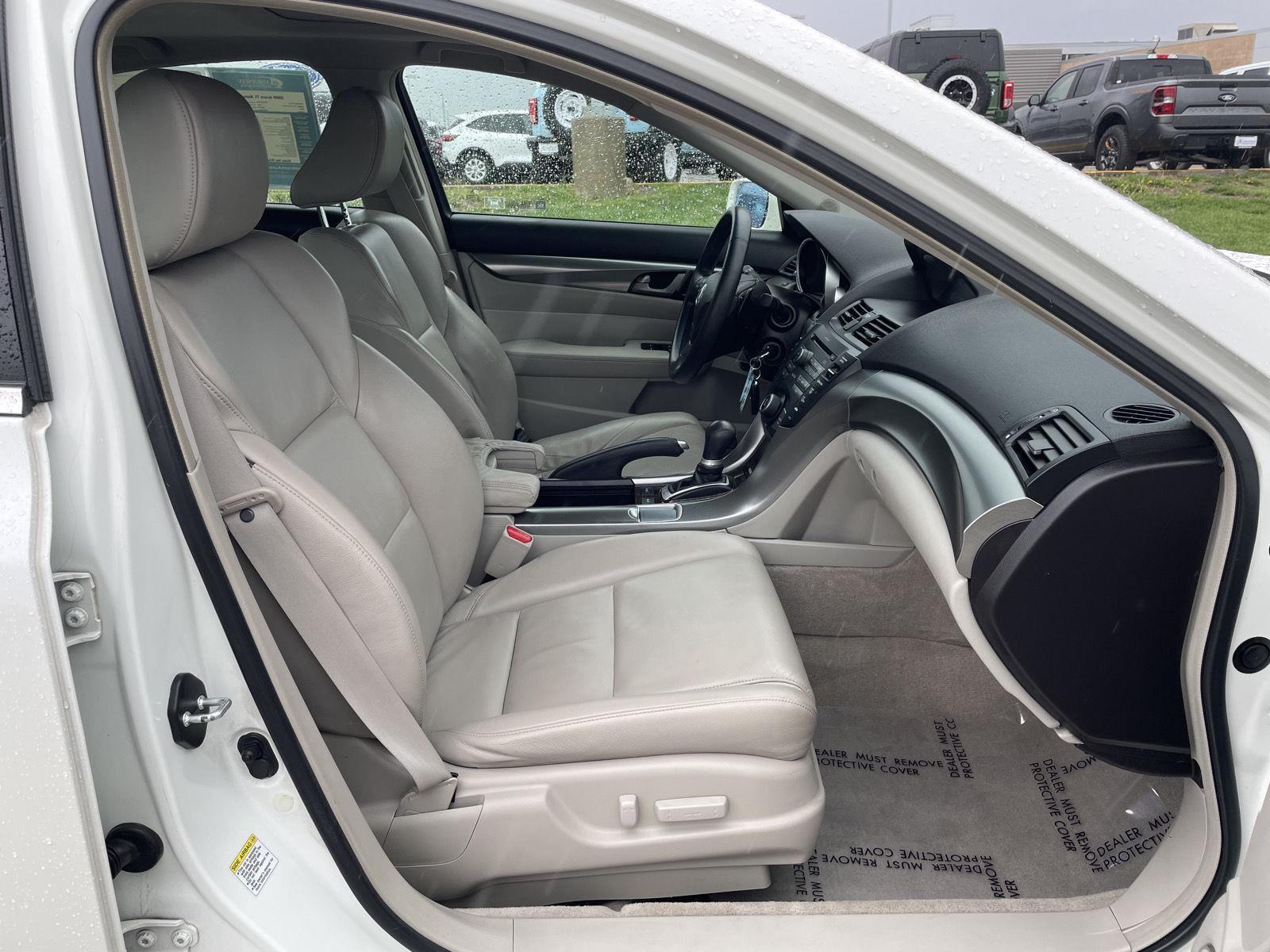 Used 2009 Acura TL Base Sedan for sale in Lincoln NE