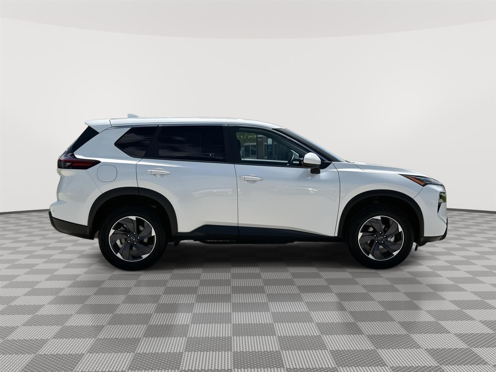 Used 2024 Nissan Rogue SV SUV for sale in Lincoln NE