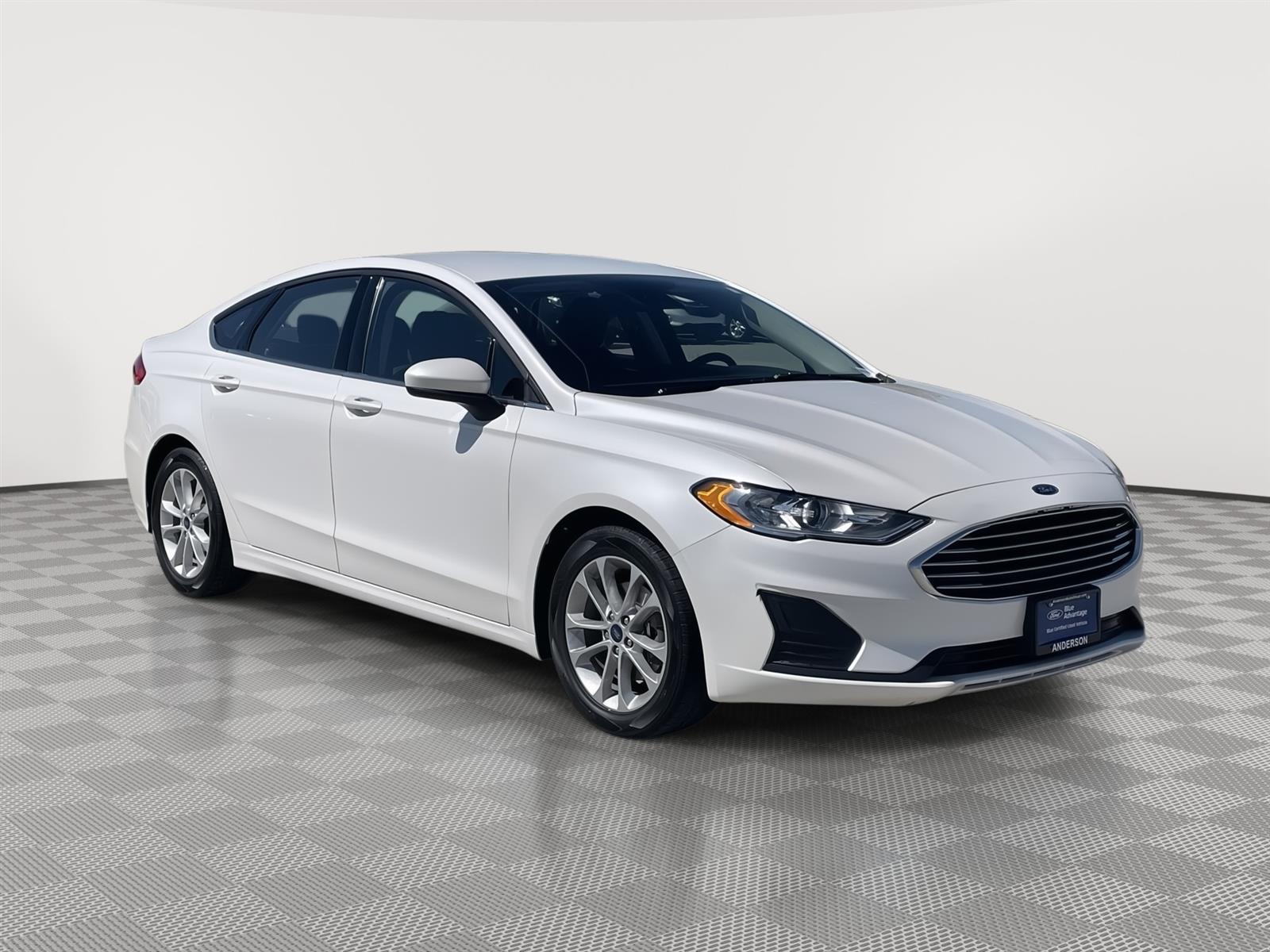Used 2020 Ford Fusion SE Sedan for sale in Lincoln NE