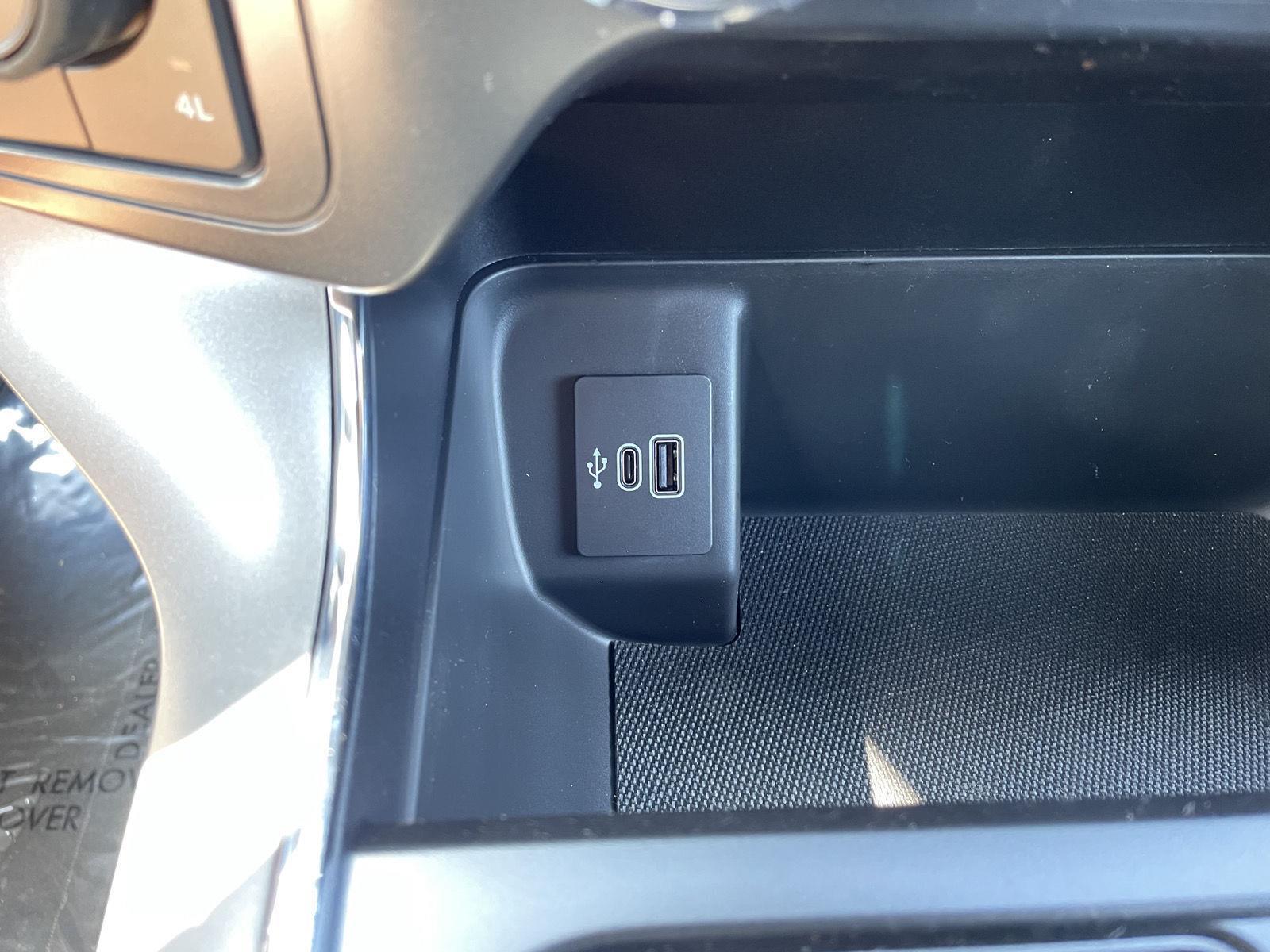 New 2025 Ford F-150 XLT Crew Cab Truck for sale in Lincoln NE