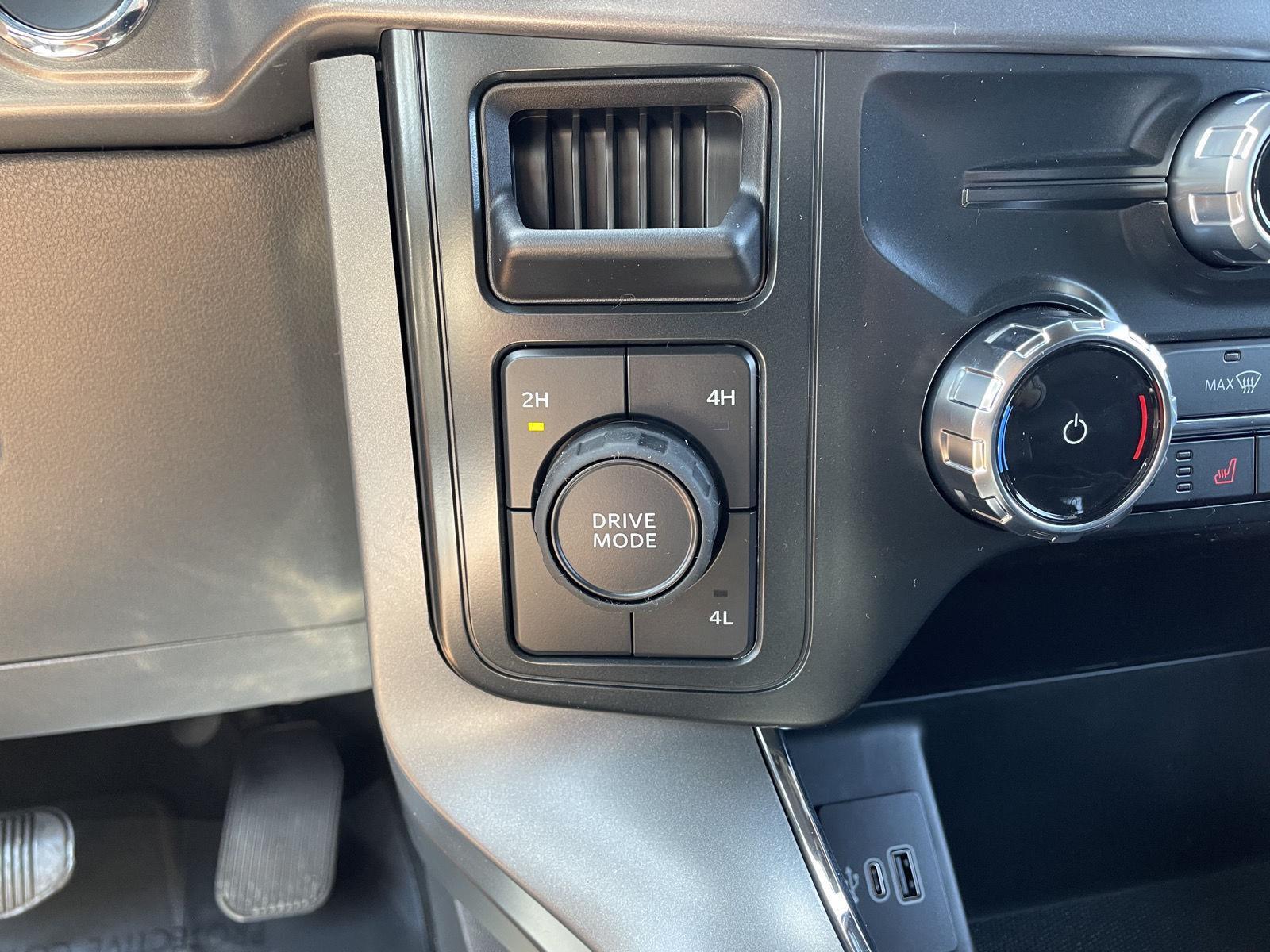 New 2025 Ford F-150 XLT Crew Cab Truck for sale in Lincoln NE