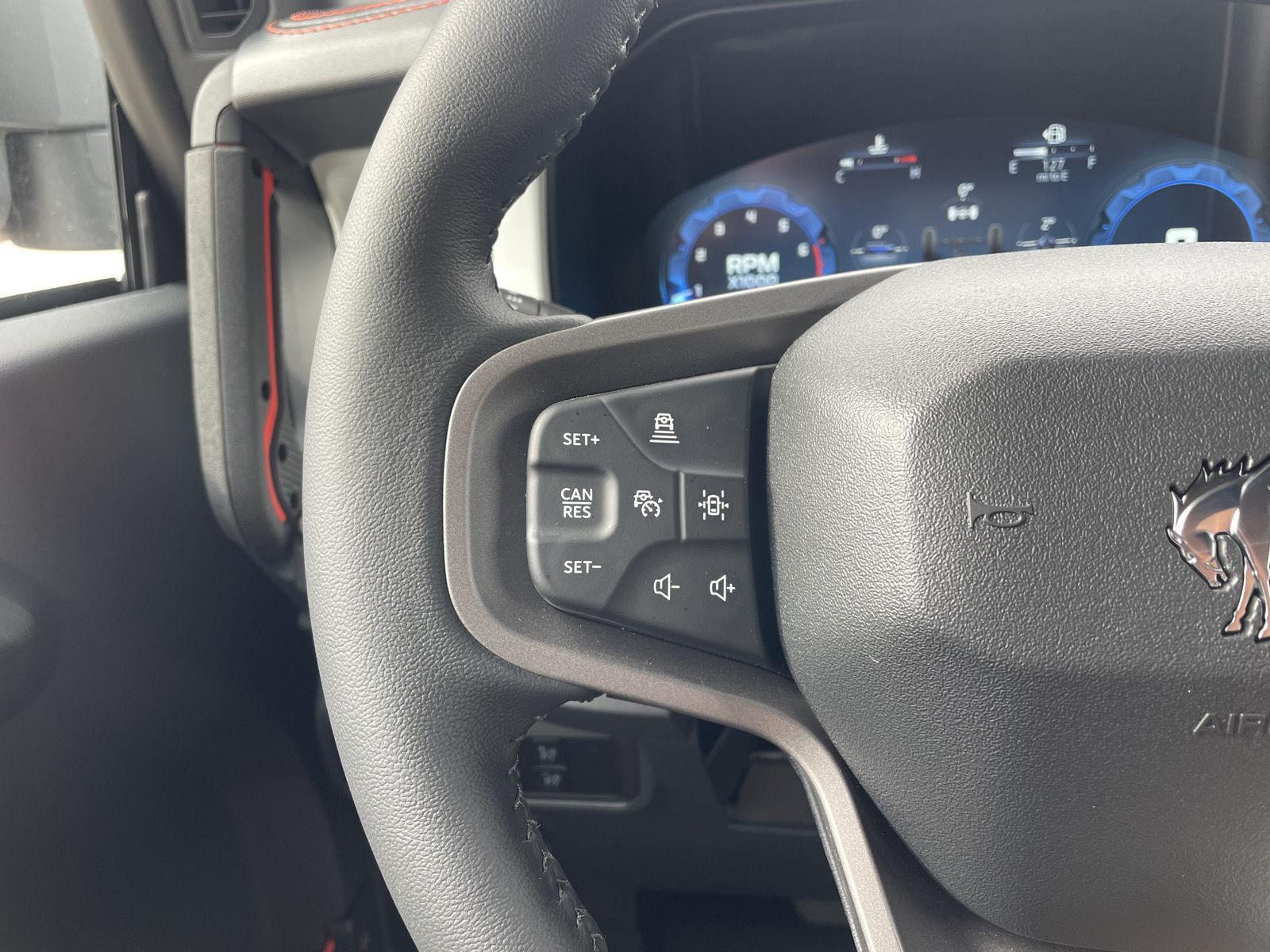 2025 Ford Bronco First Edition photo 12