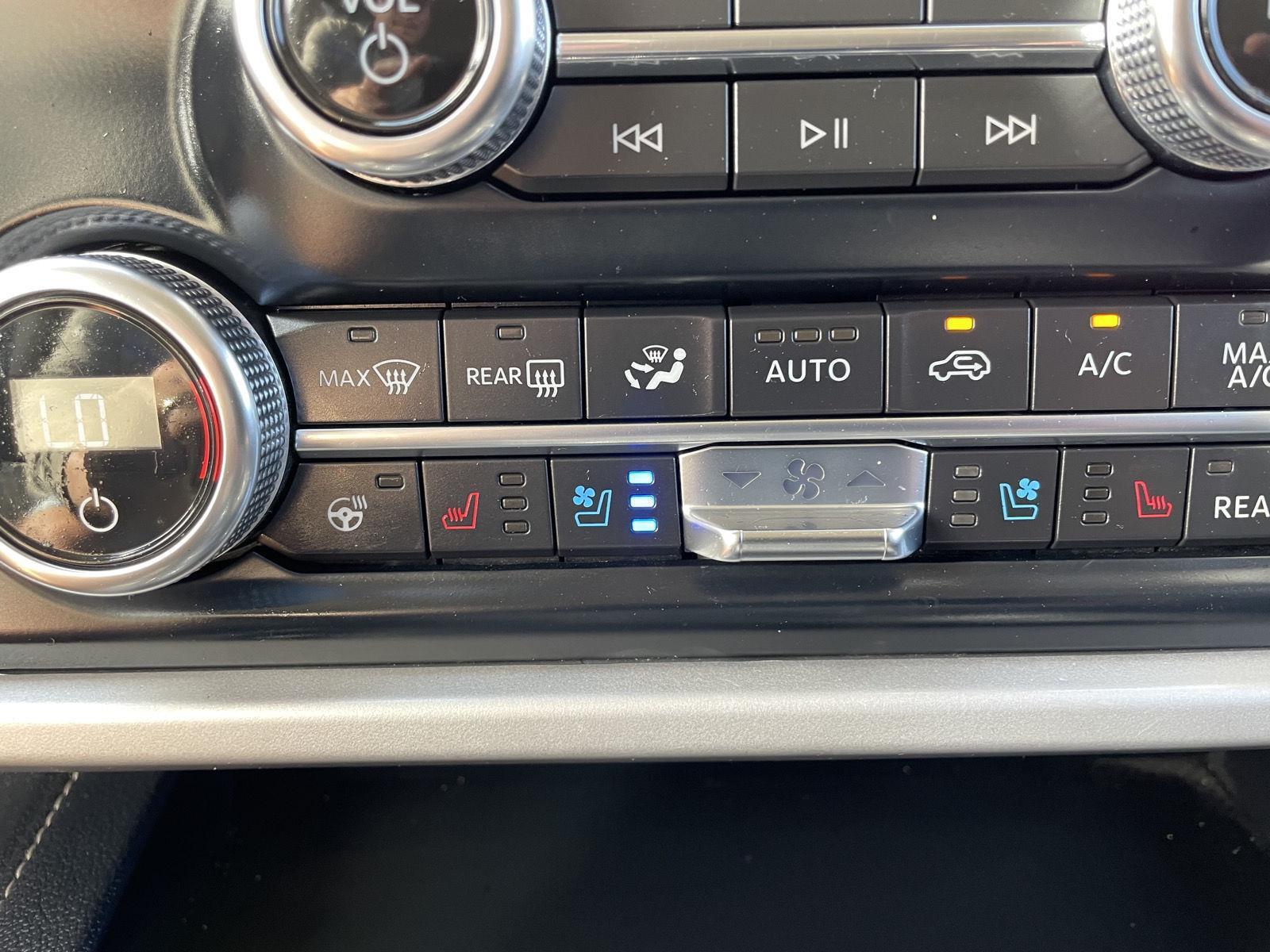 Used 2022 Ford Expedition Max XLT SUV for sale in Lincoln NE