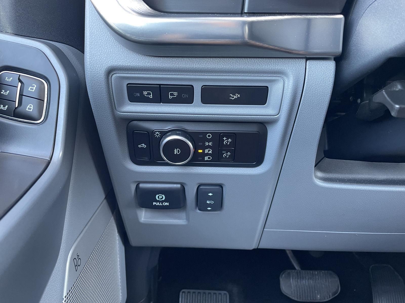 Used 2023 Ford F-150 Lariat Crew Cab Truck for sale in Lincoln NE