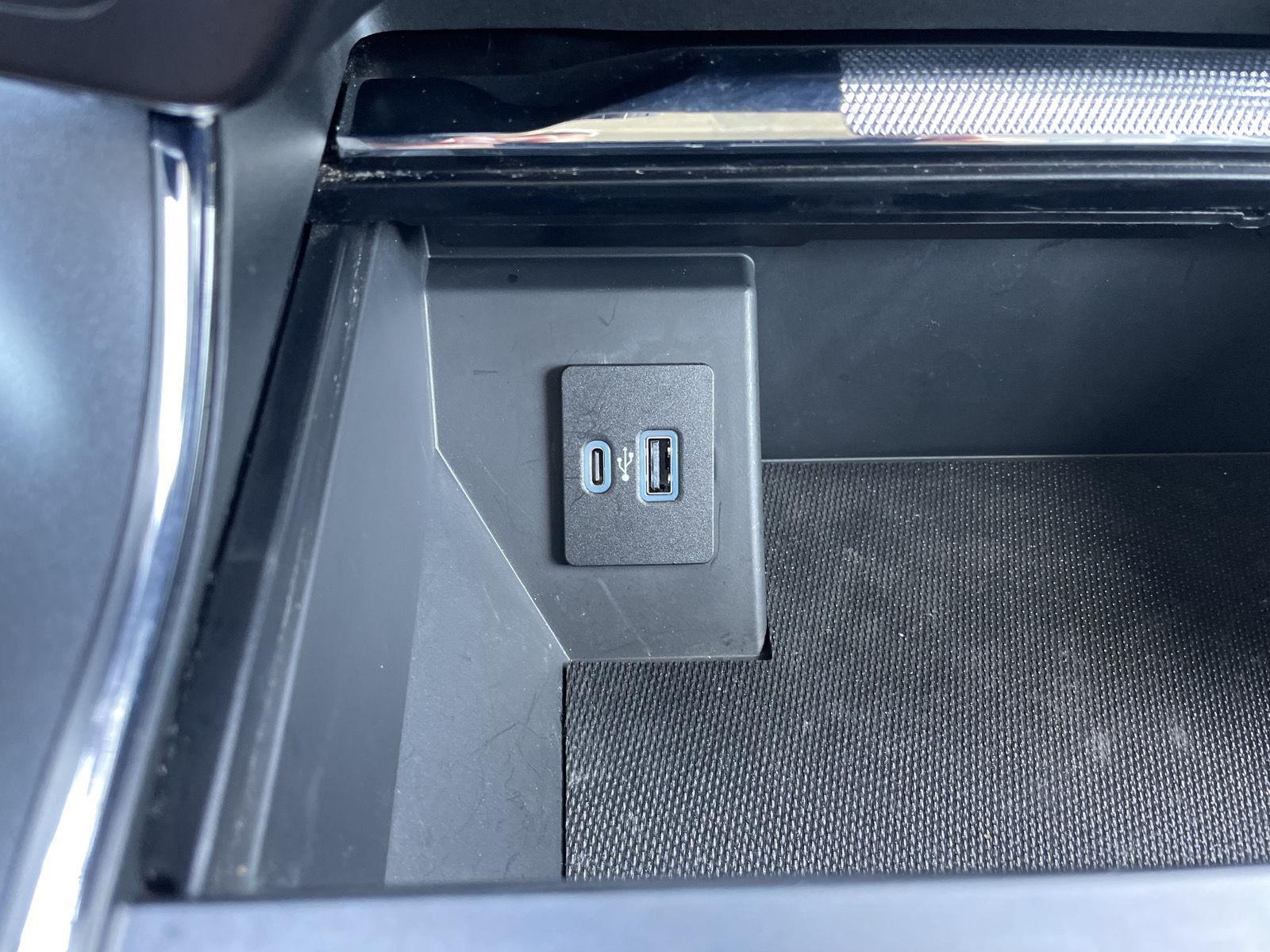 Used 2023 Ford F-150 Lariat Crew Cab Truck for sale in Lincoln NE