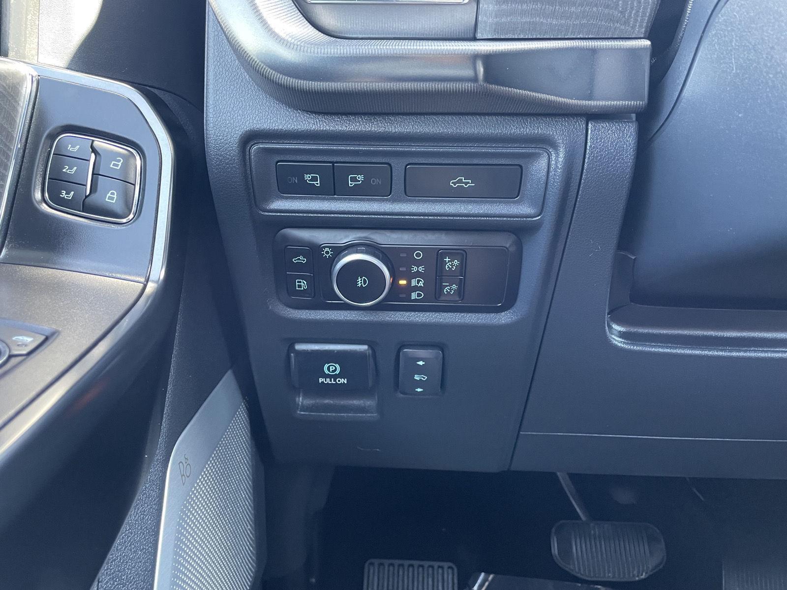 Used 2023 Ford F-150 Platinum Crew Cab Truck for sale in Lincoln NE