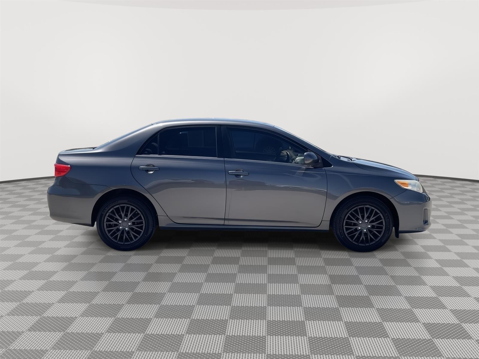 Used 2013 Toyota Corolla LE Sedan for sale in Lincoln NE