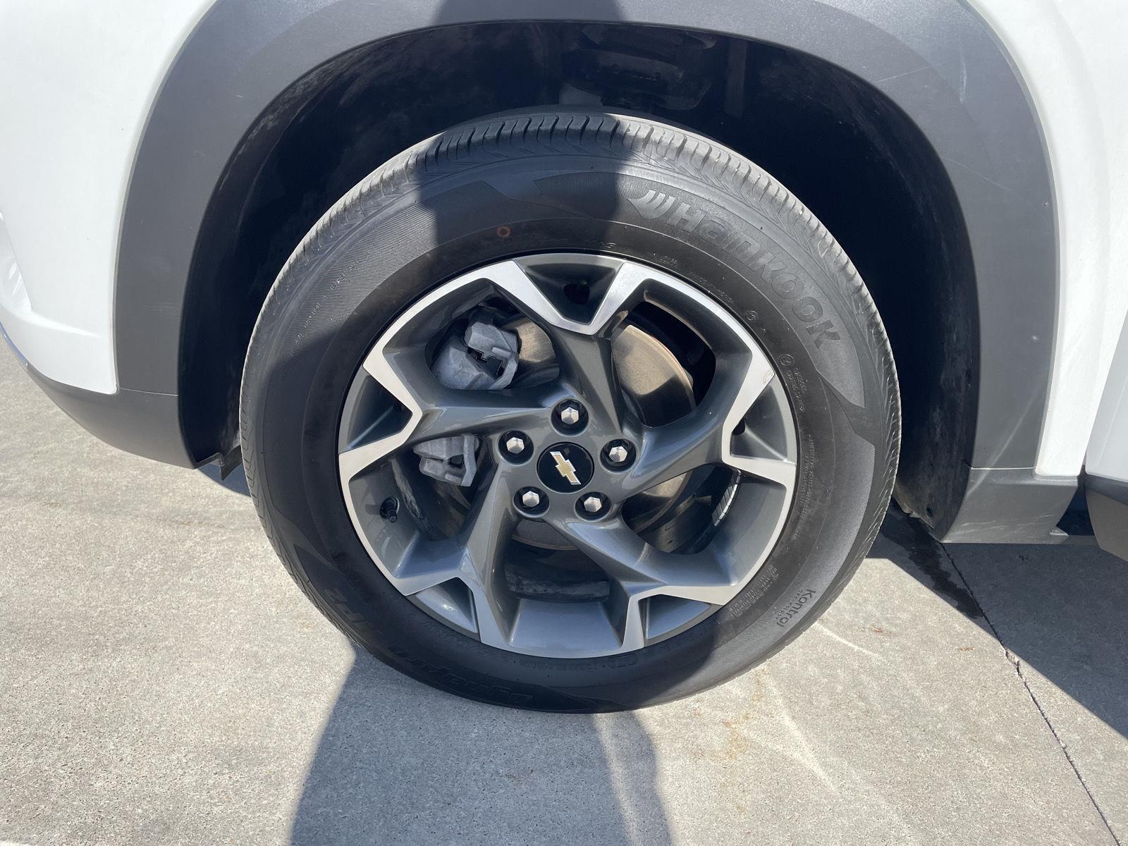 Used 2024 Chevrolet Trax LT SUV for sale in Lincoln NE