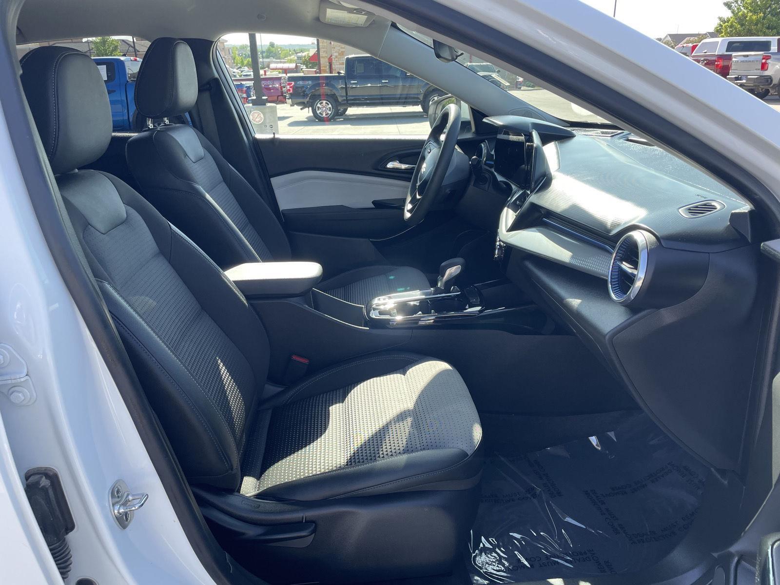 Used 2024 Chevrolet Trax LT SUV for sale in Lincoln NE