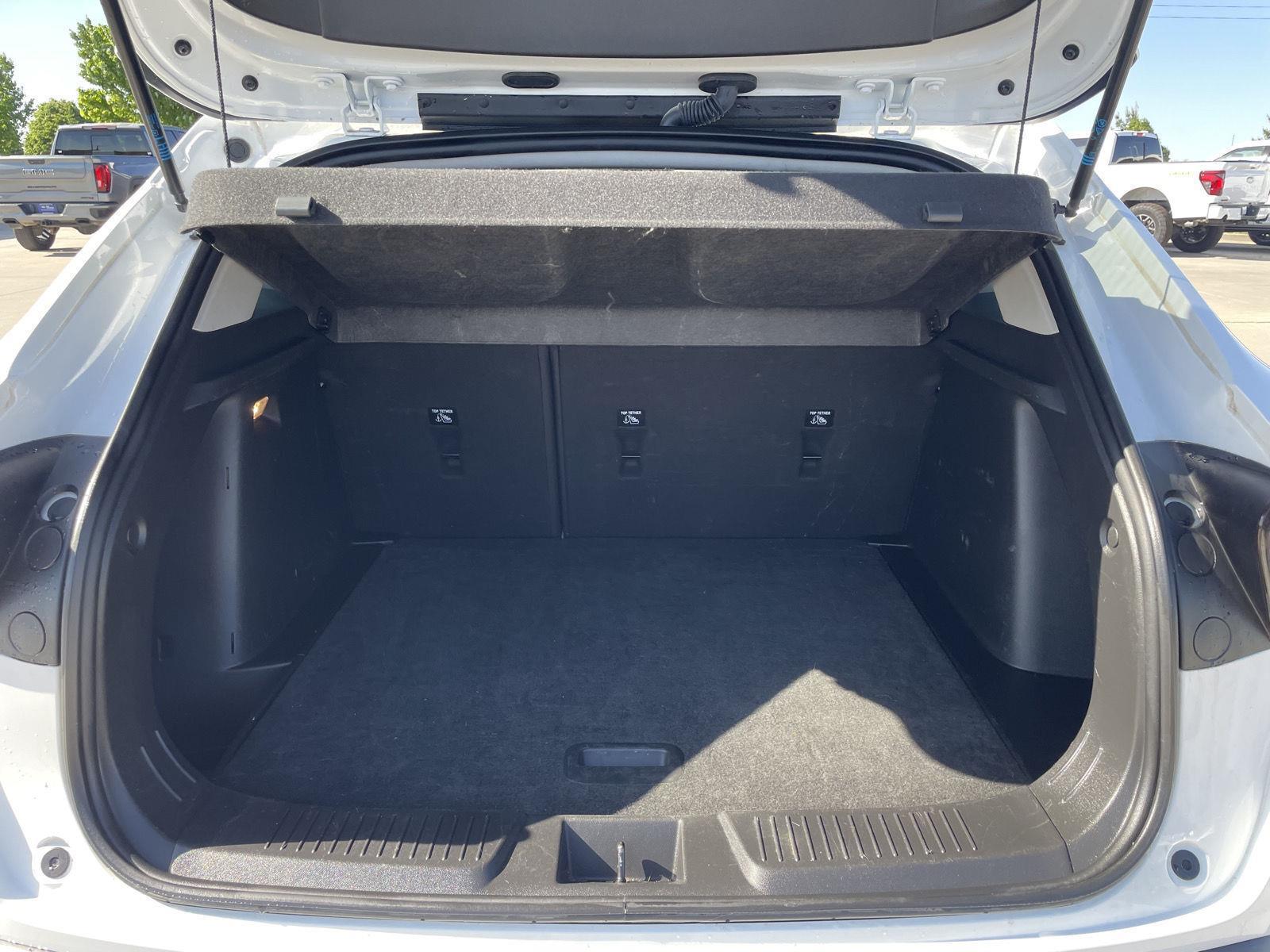 Used 2024 Chevrolet Trax LT SUV for sale in Lincoln NE