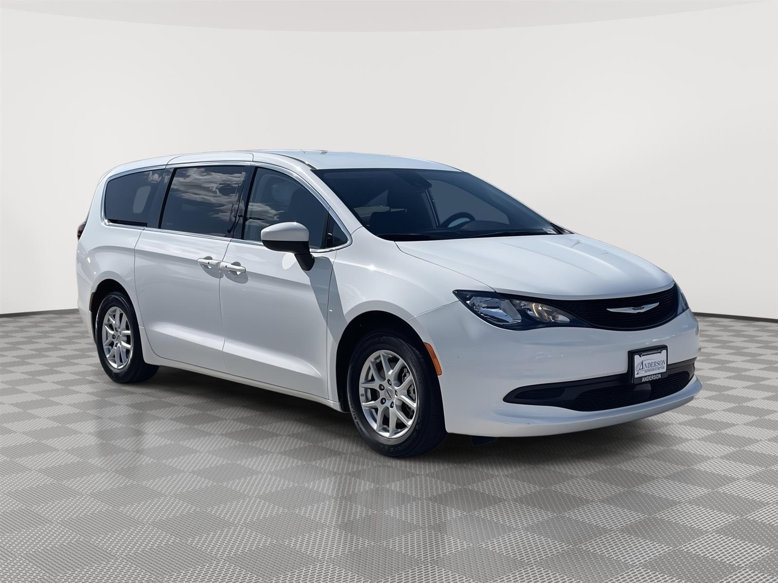 Used 2023 Chrysler Voyager LX Minivans for sale in Lincoln NE