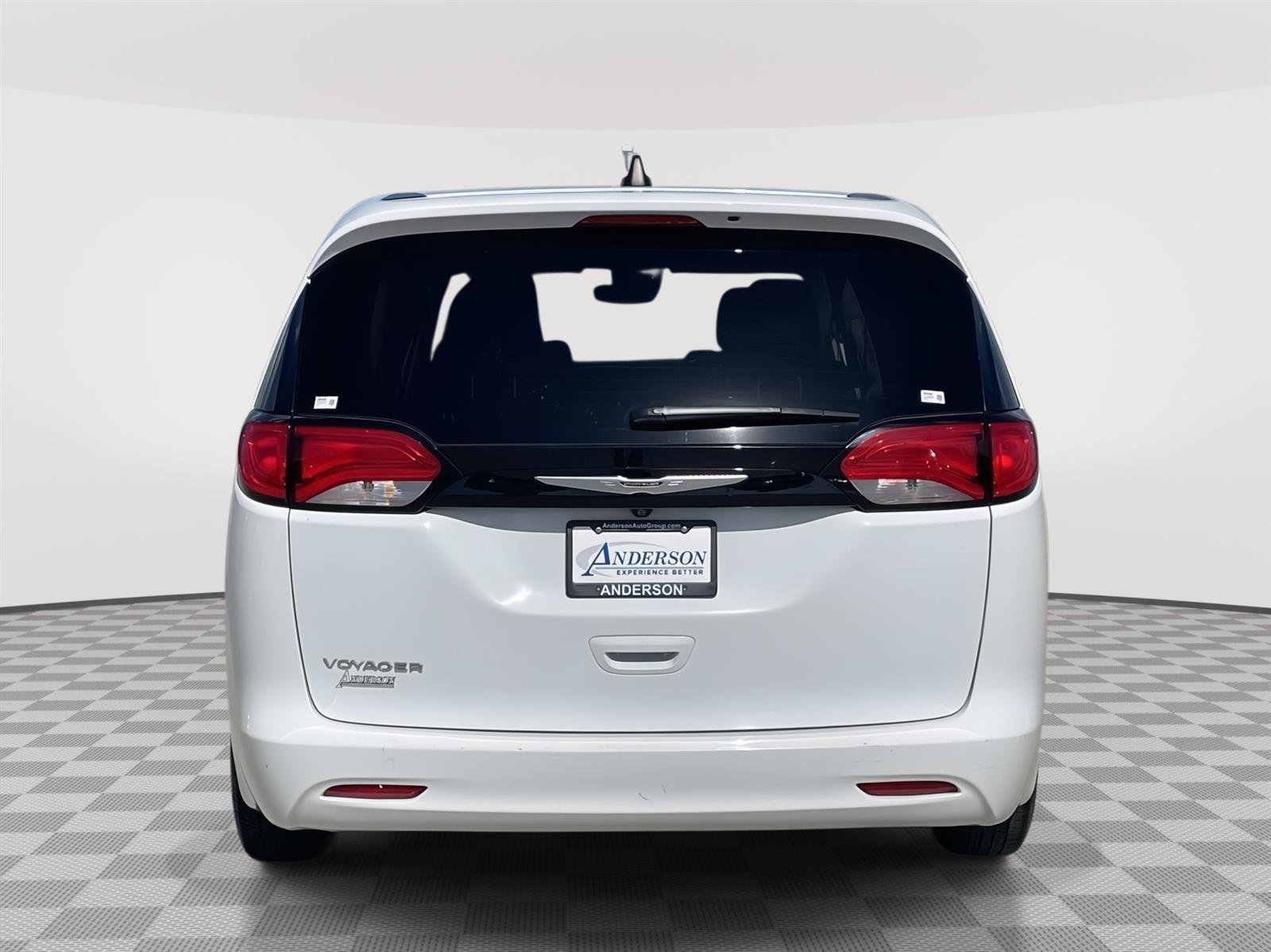 Used 2023 Chrysler Voyager LX Minivans for sale in Lincoln NE