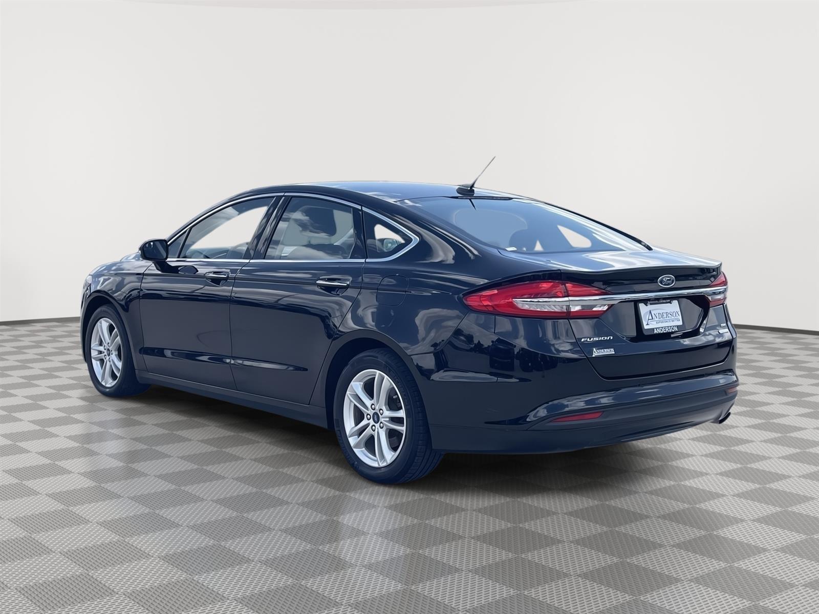 Used 2018 Ford Fusion SE Sedan for sale in Lincoln NE